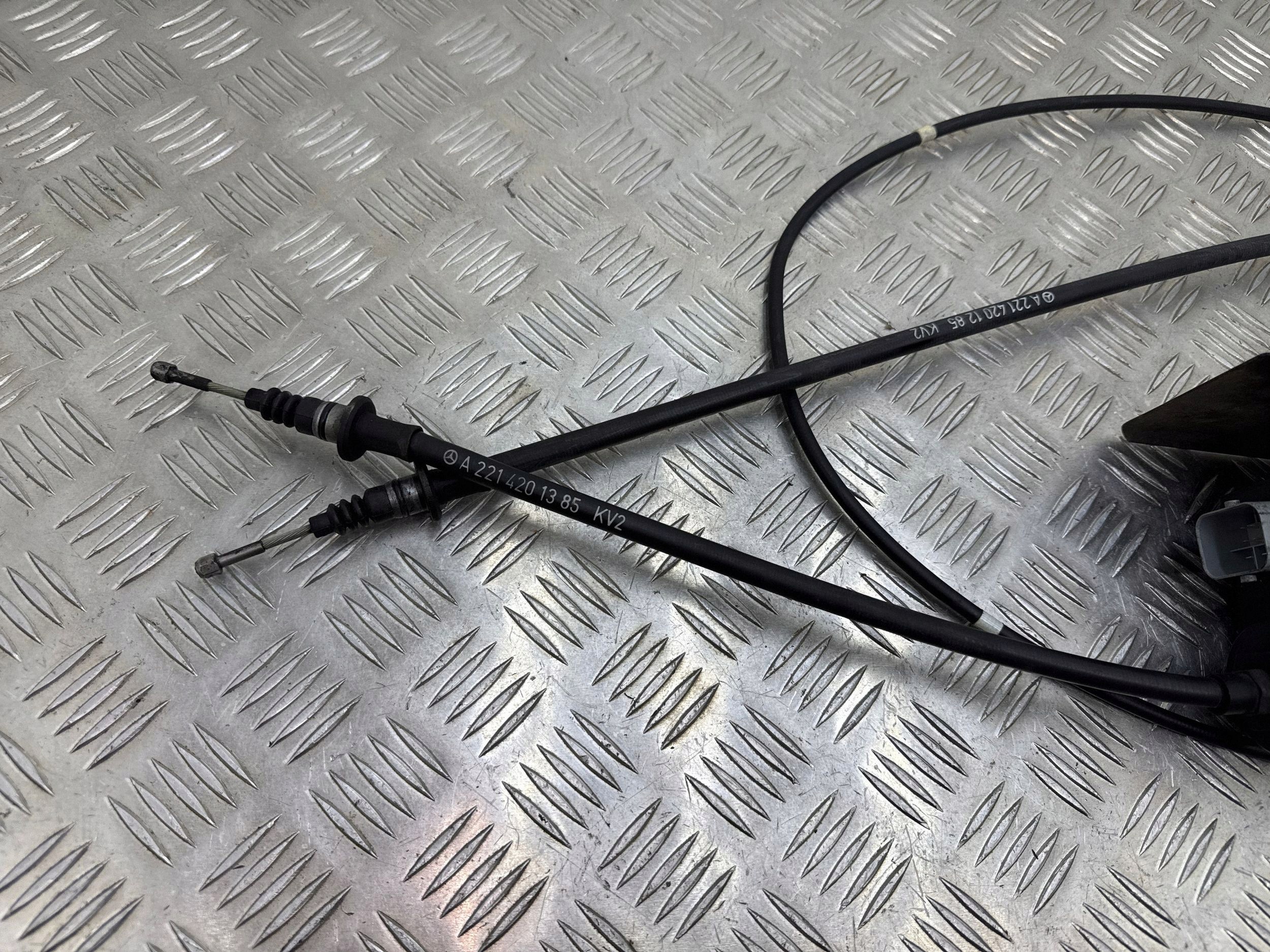 Handbremsmotor Mercedes S W221 A2214302849 image 3
