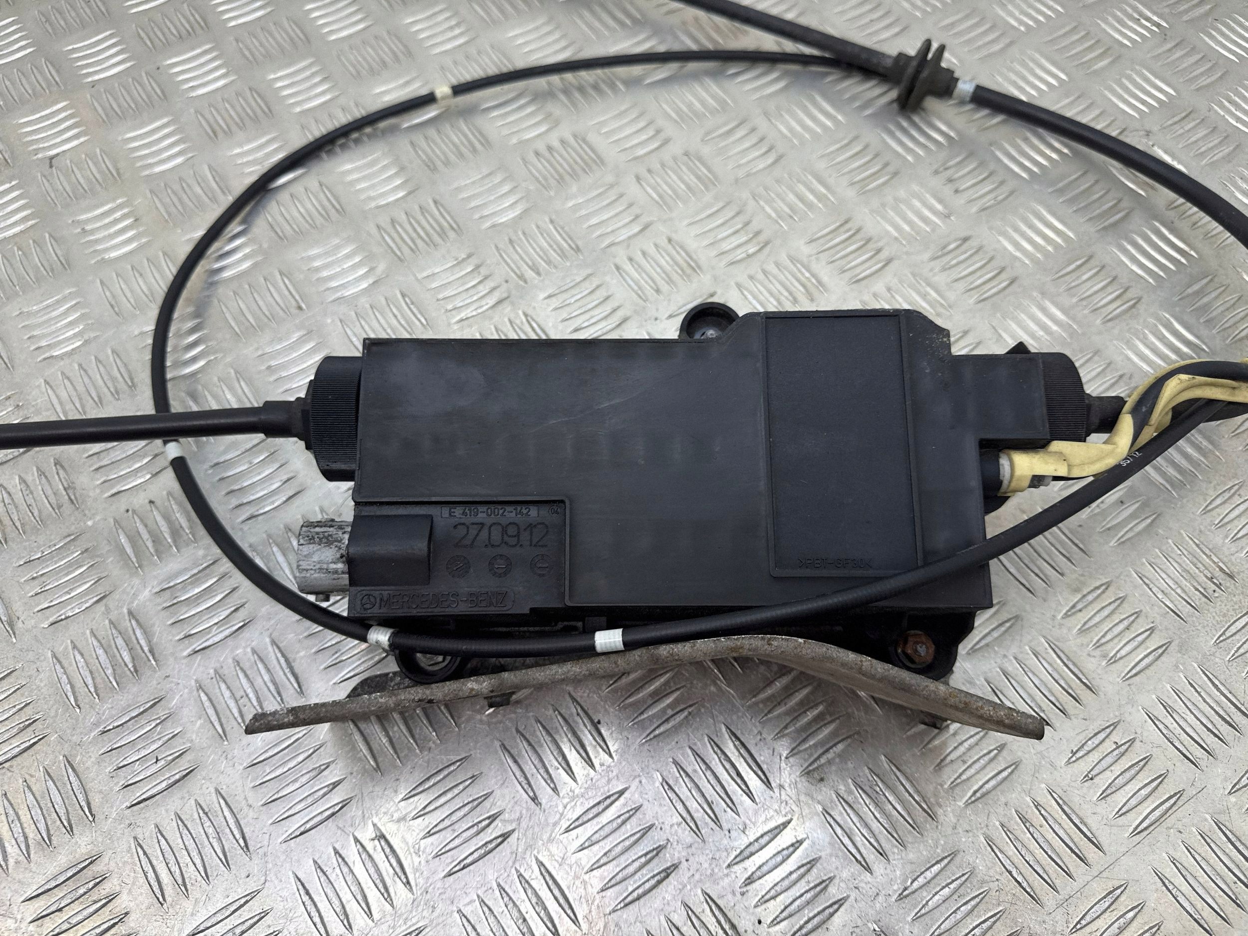 Handbremsmotor Mercedes S W221 A2214302849 image 8