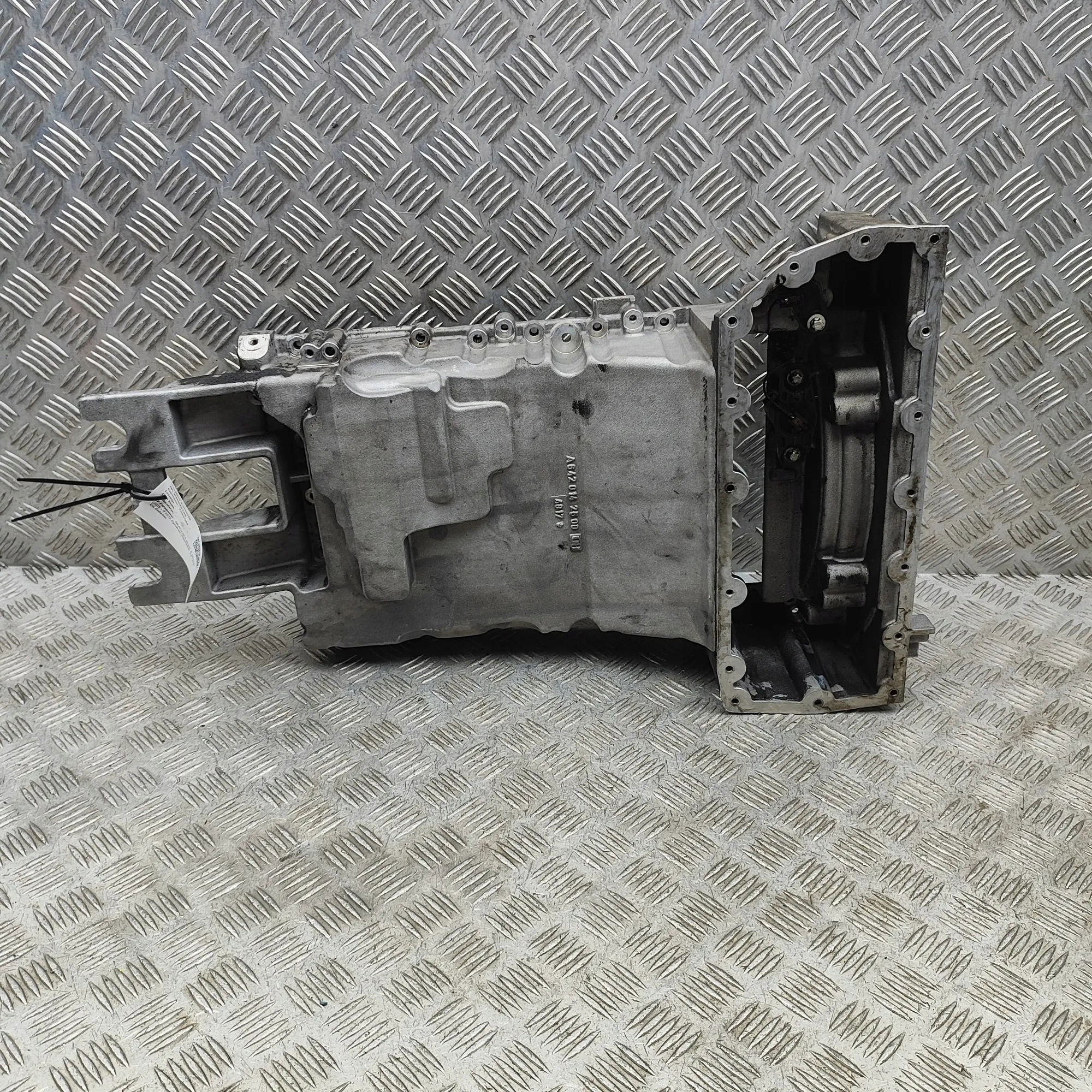 Carter d'huile Mercedes E W212 A6420142500 image 4