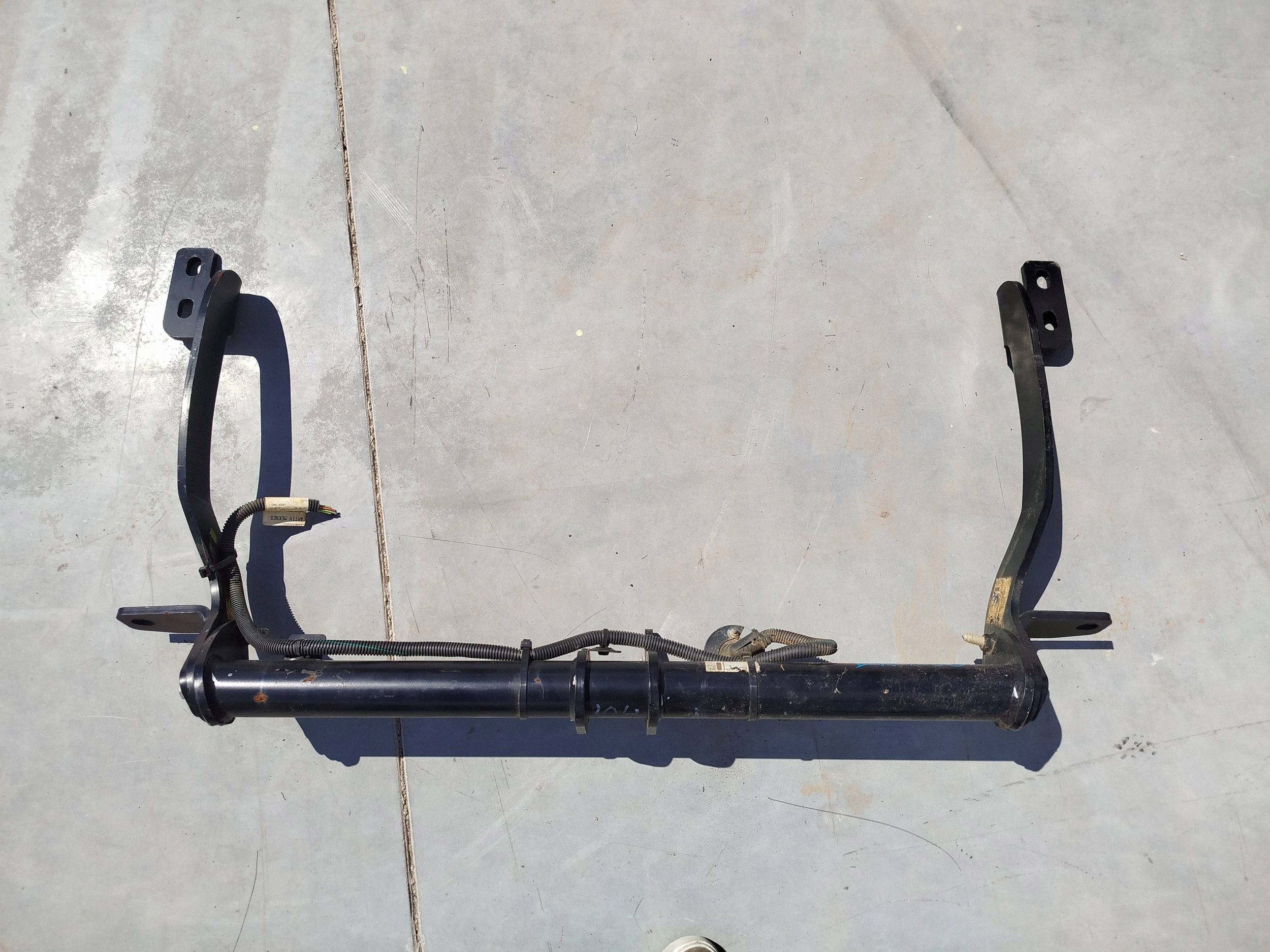 Used Towbar Citroen Berlingo OEM 9823872480