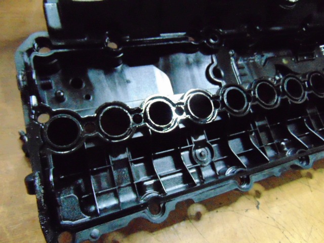 Couvre-culasse BMW E60 E90 X3 E83 M57 2.5d 3.0d image 10
