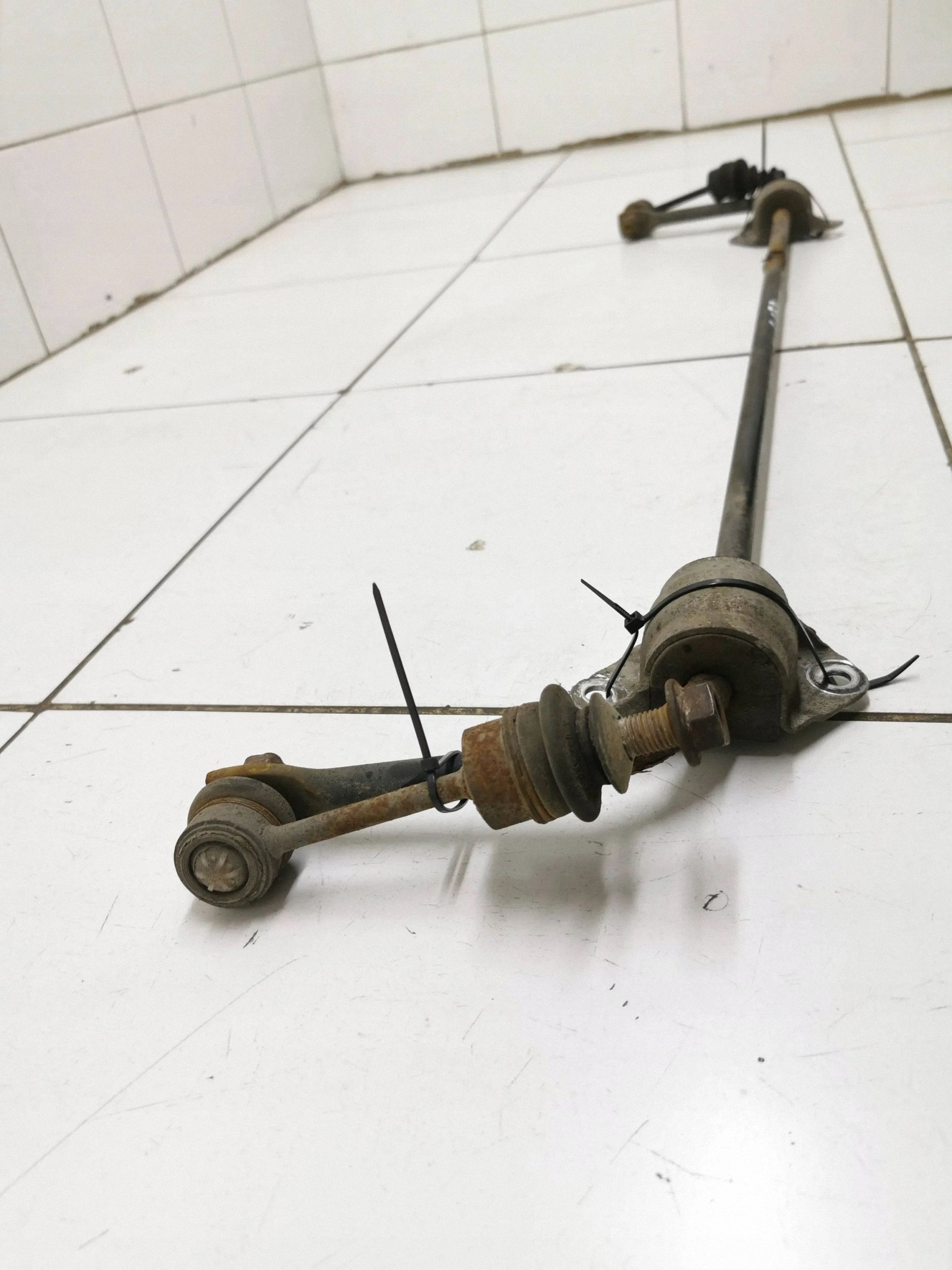 Stabilisateur arrière BMW 5 E60 E61 FRC91209 image 3