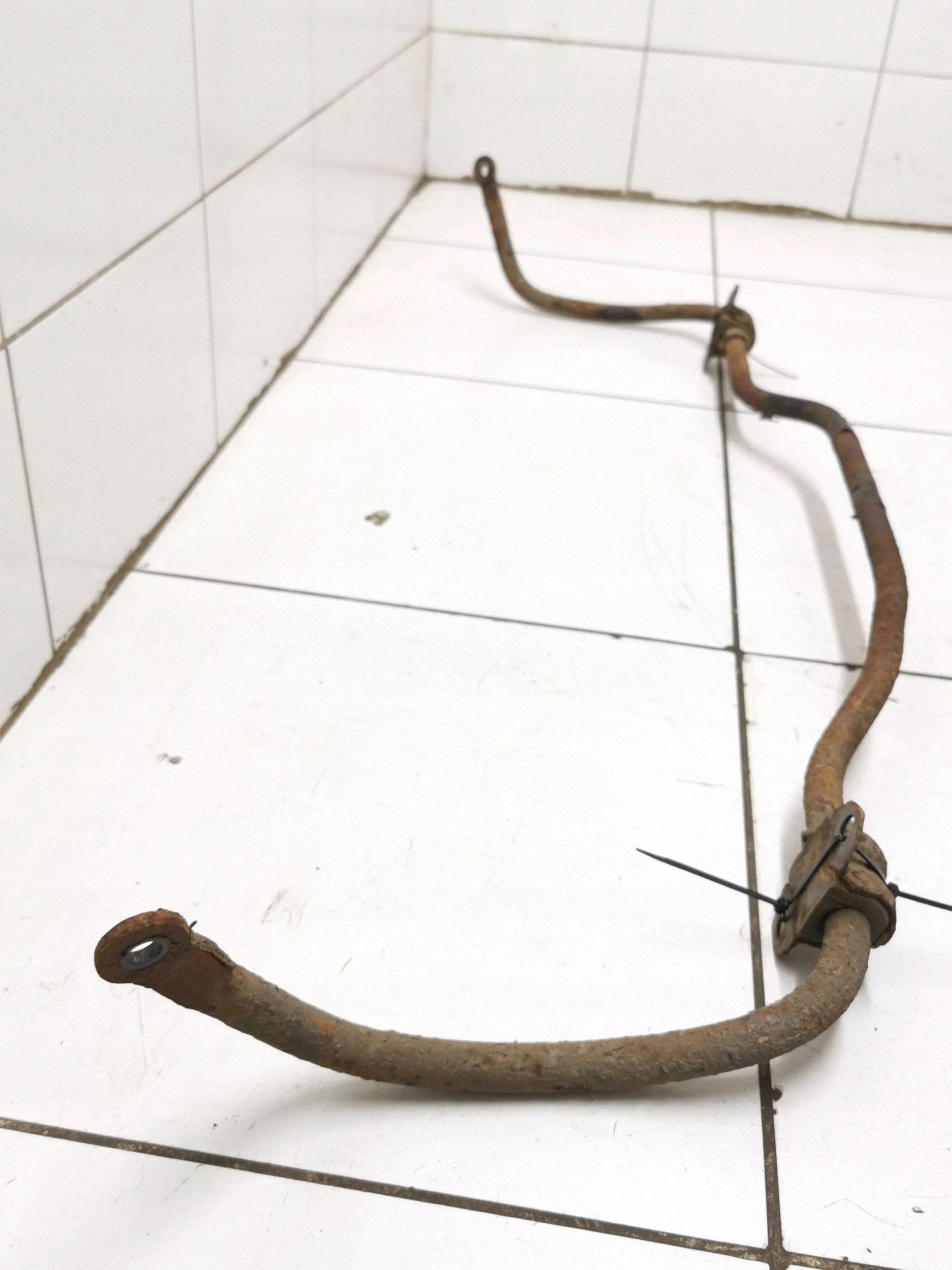 2004 Toyota Avensis T250 Rear Stabilizer OEM FRC91435