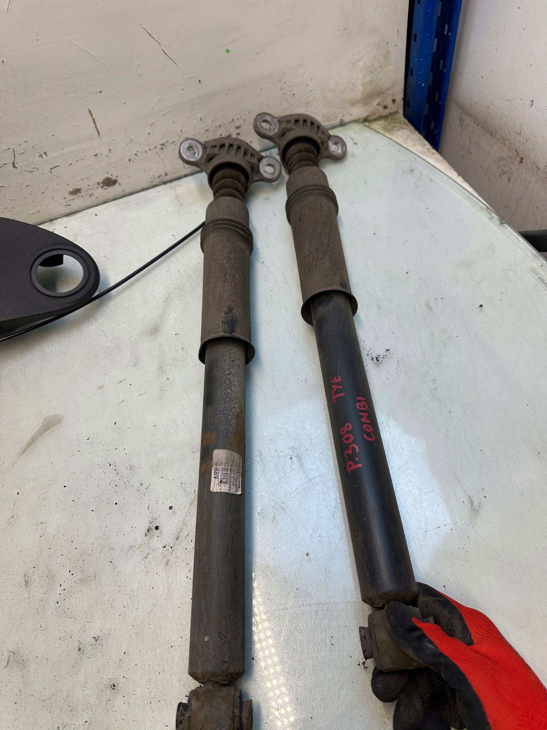 Amortecedor Traseiro Peugeot 308 SW Usado OEM 123