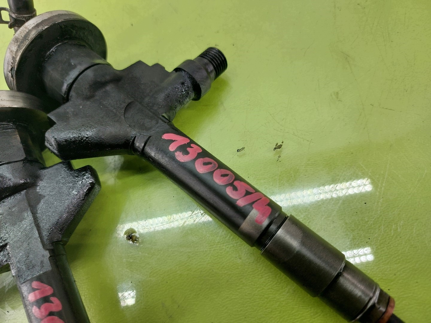 Injecteurs Mazda 6 I 2.0 CITD 13550A image 4