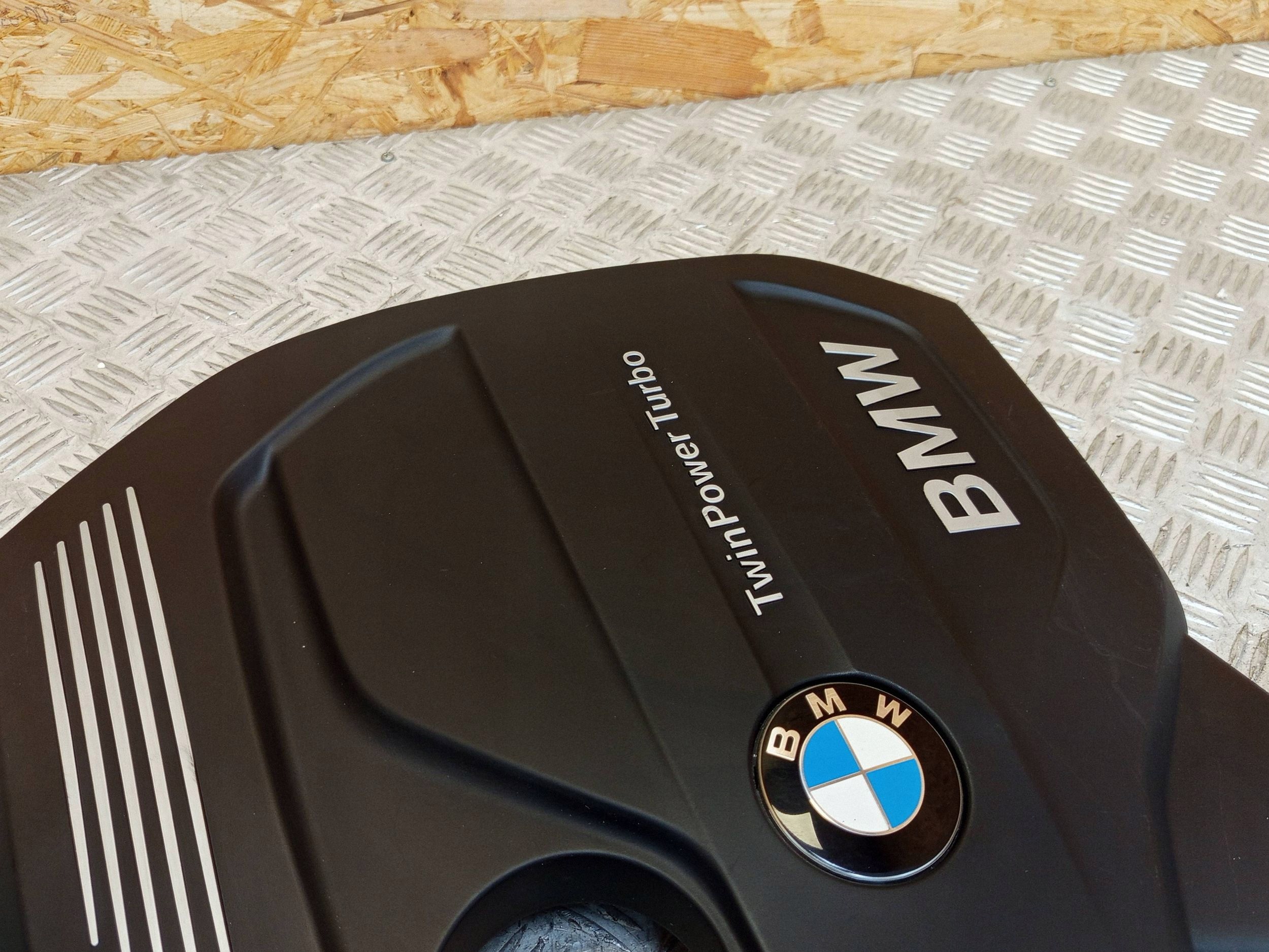 BMW F20 F21 LCI Motorabdeckung 114d 116d Diesel B37 8514198 image 4