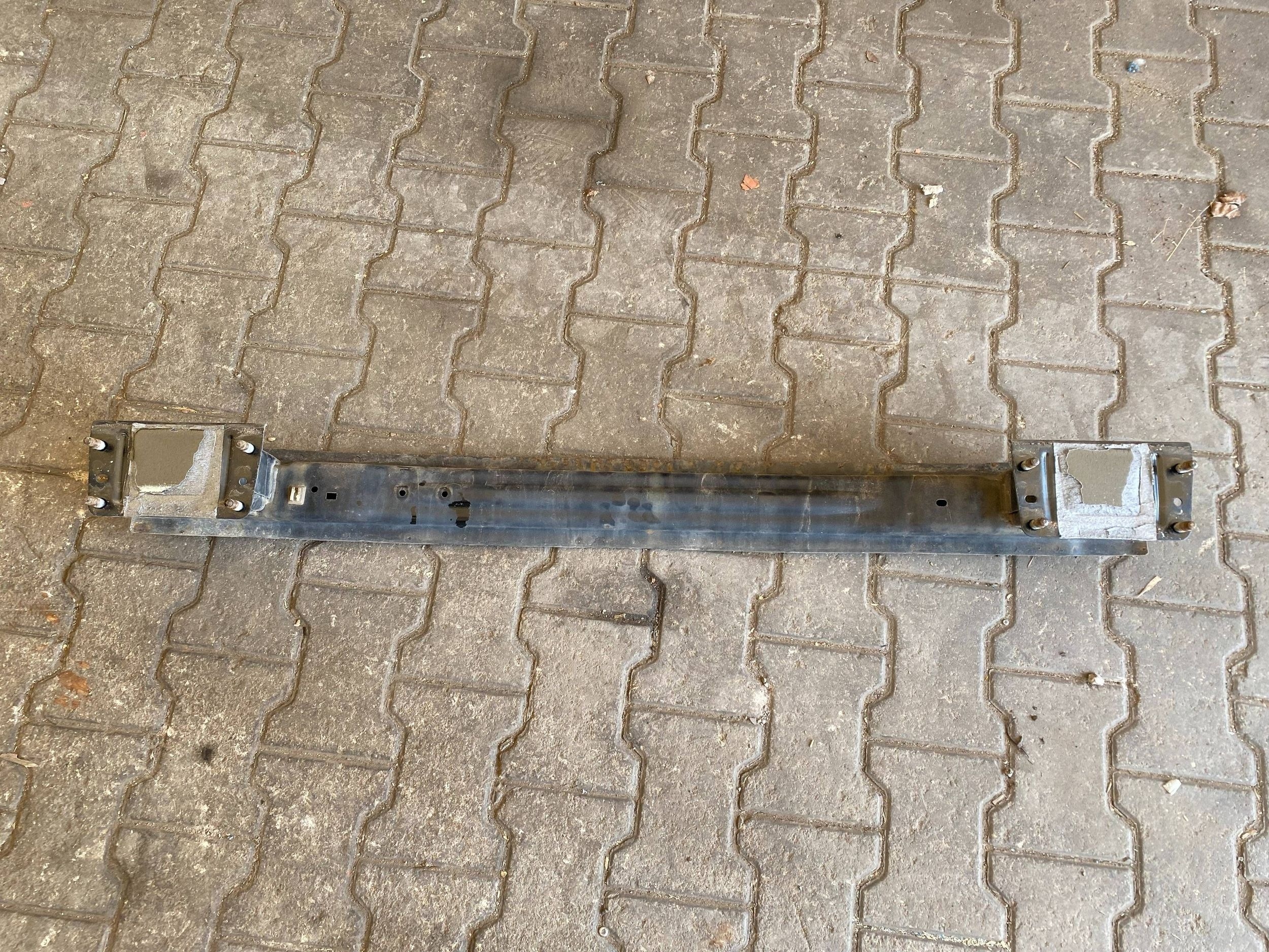 Takavahvikepuskuri Mercedes B W246 A24661002