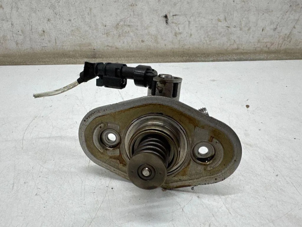 Bomba de Combustível BMW 1 (F21) 0579310 1.8L Gasolina 100kW 2016