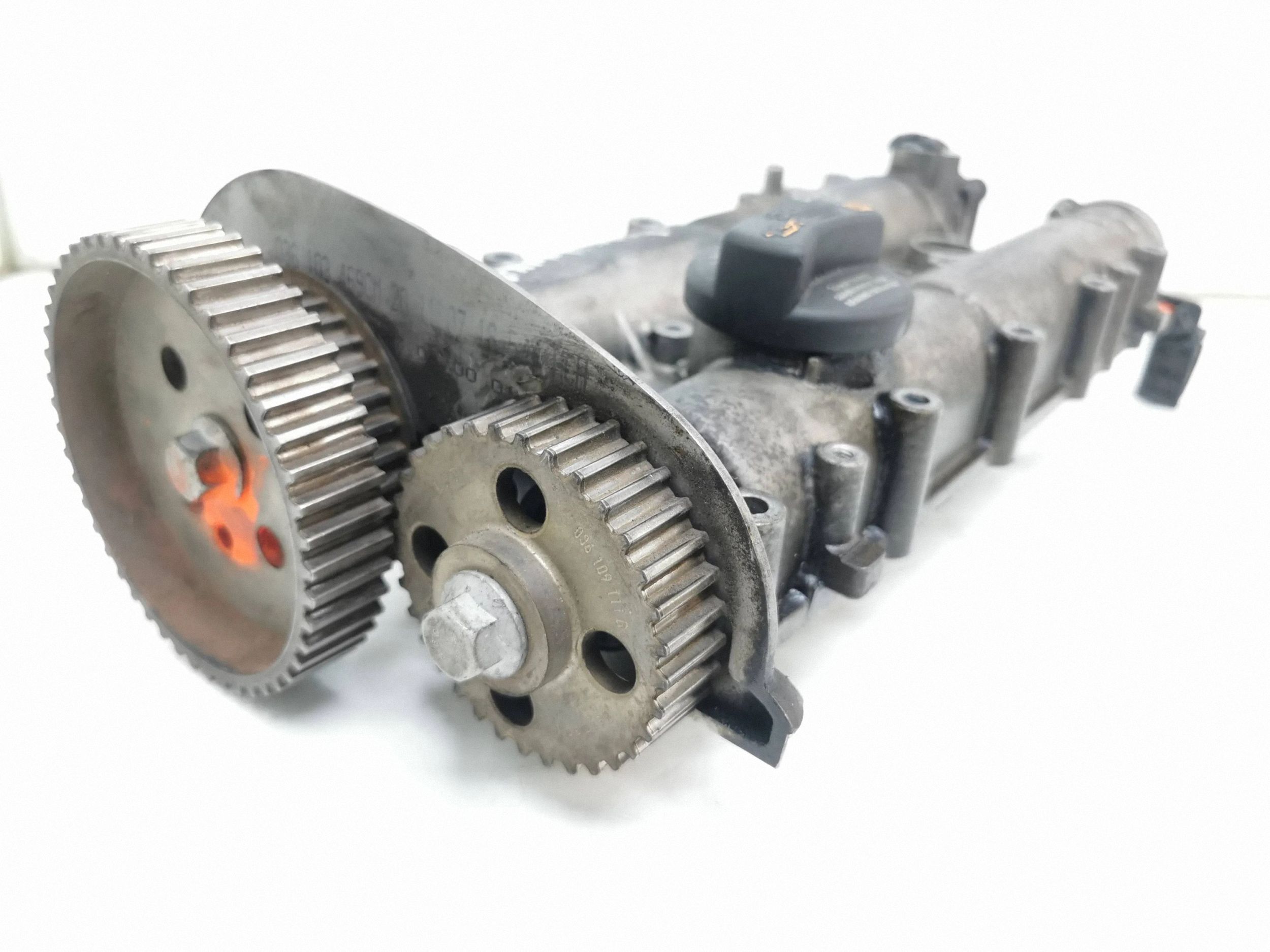 Kannen kansi VW Polo 1.4 16V OEM 036103475 image 2