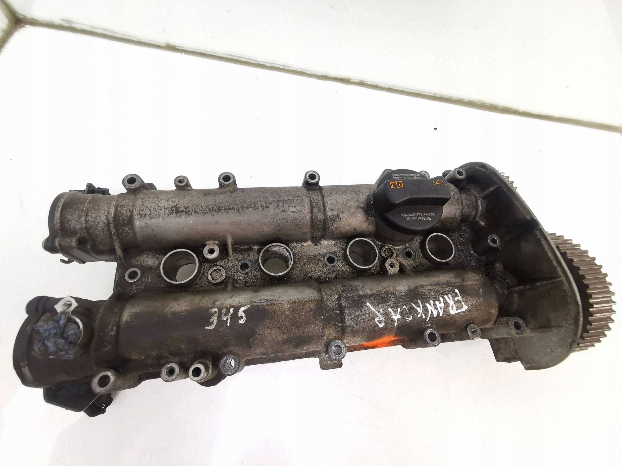 Kannen kansi VW Polo 1.4 16V OEM 036103475 image 4