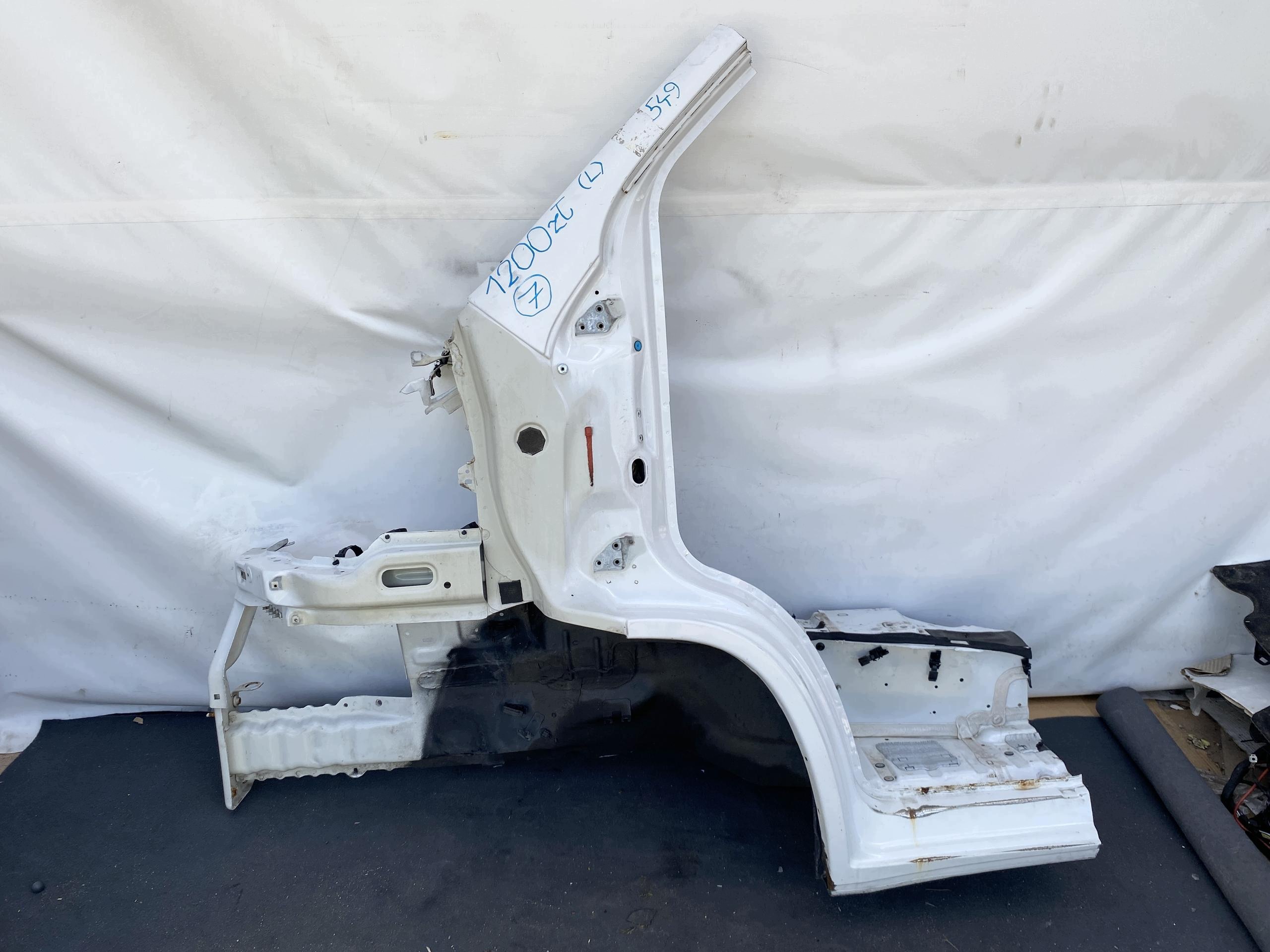 Fiat Ducato 14 Parafuso Dianteiro Esquerdo Branco OEM 1617418380 image 2