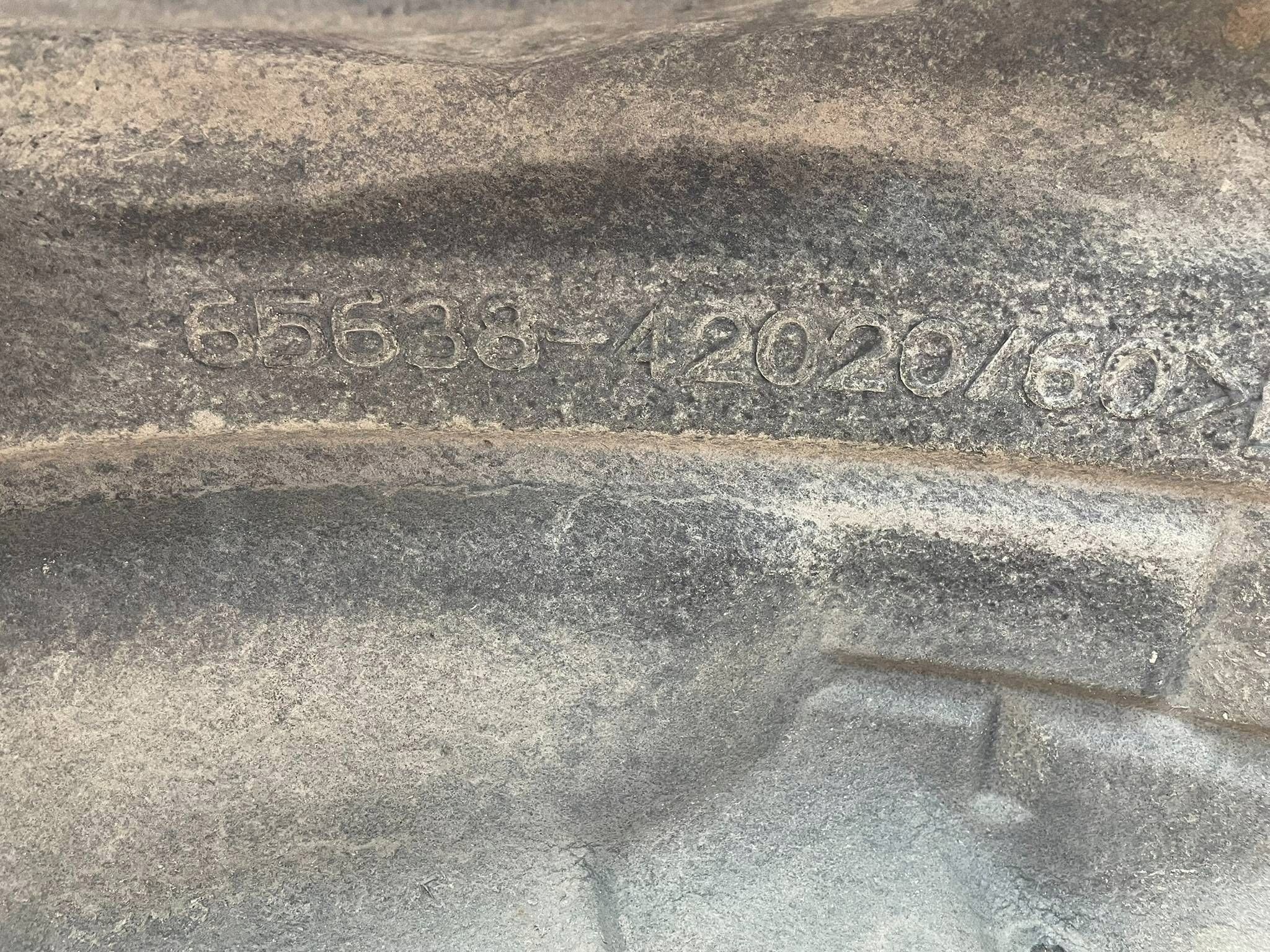 Toyota RAV4 Aile Arrière Gauche 65638-42020 image 5