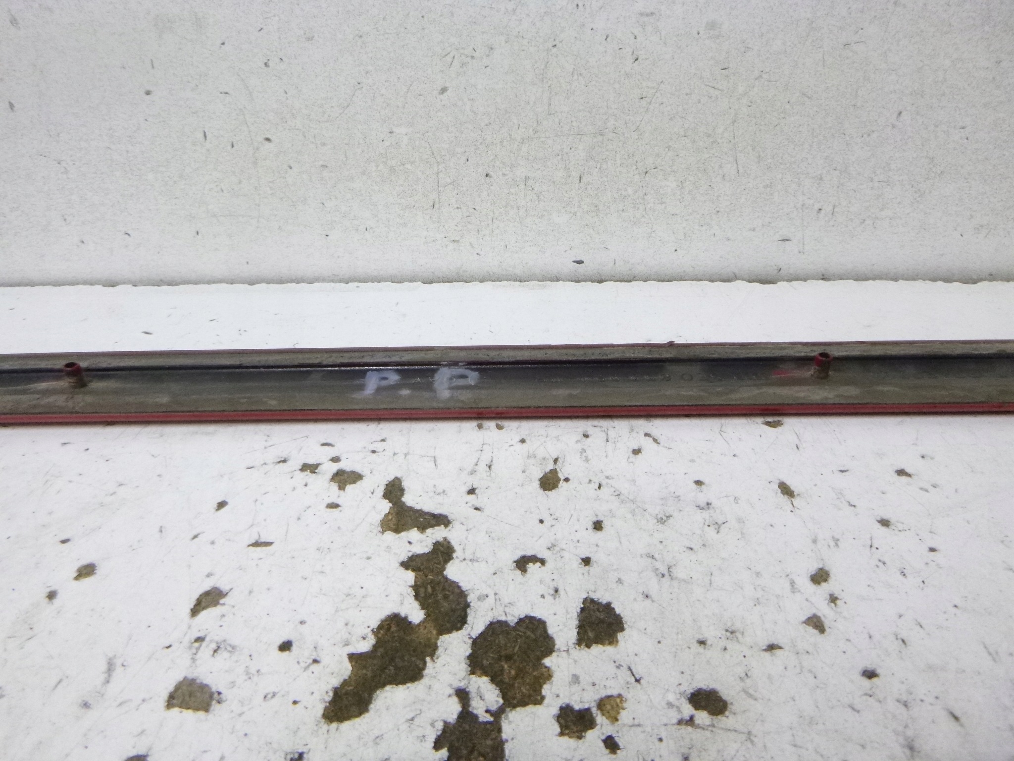 Audi A4 B6/B7 dörrlister höger fram image 8