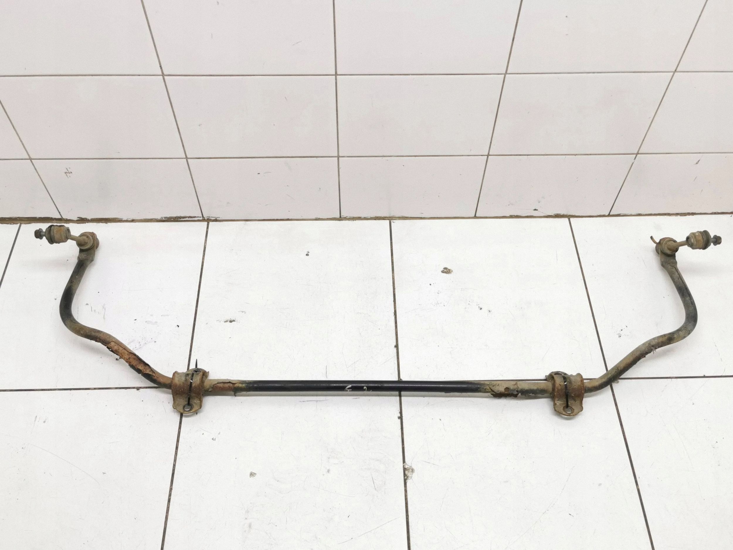 2013 Volvo V70 Rear Stabilizer OEM FRC92416