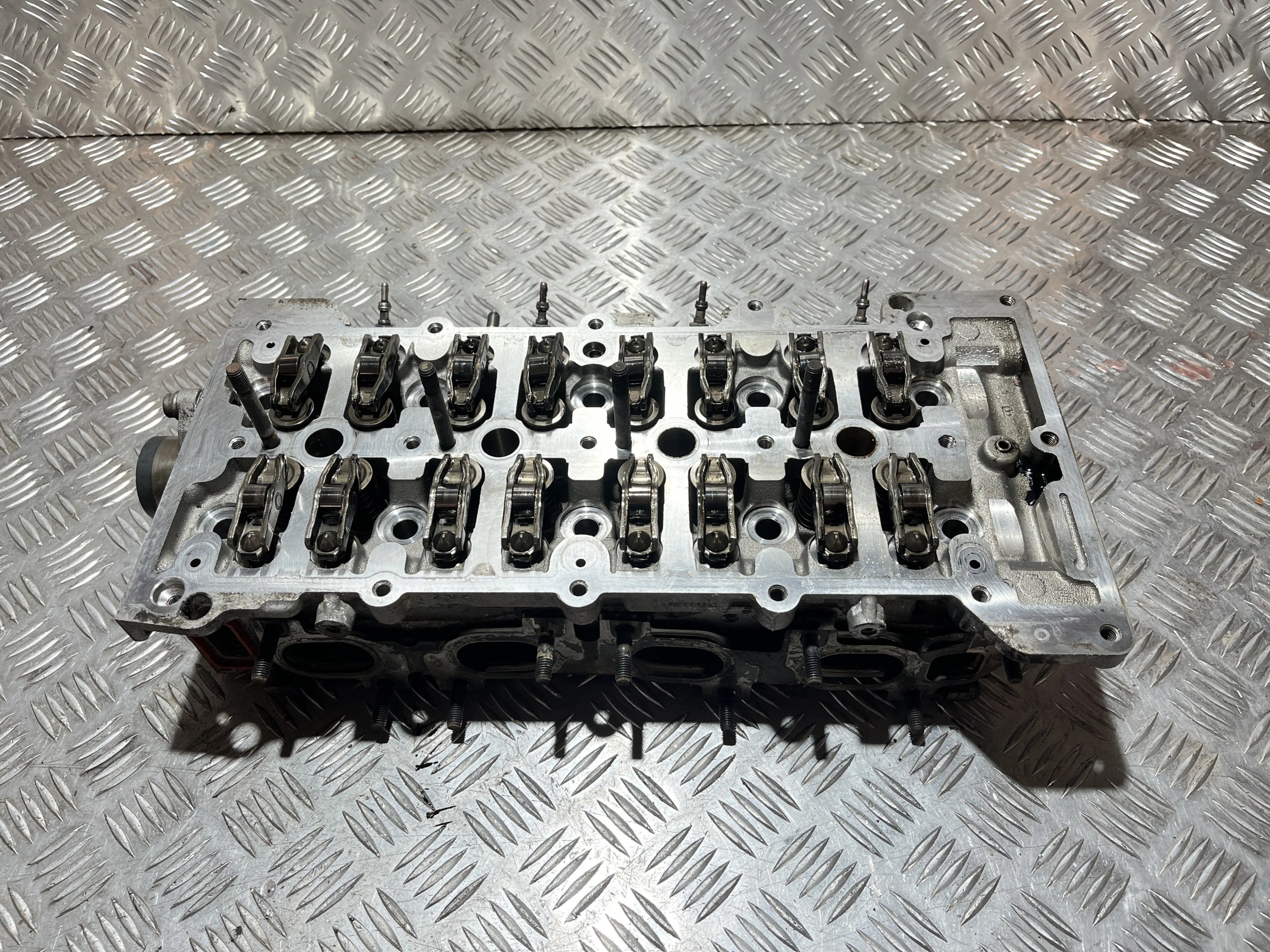 Cabeçote Completo com Árvores Alfa Romeo Giulia 2.2 D JTD image 2
