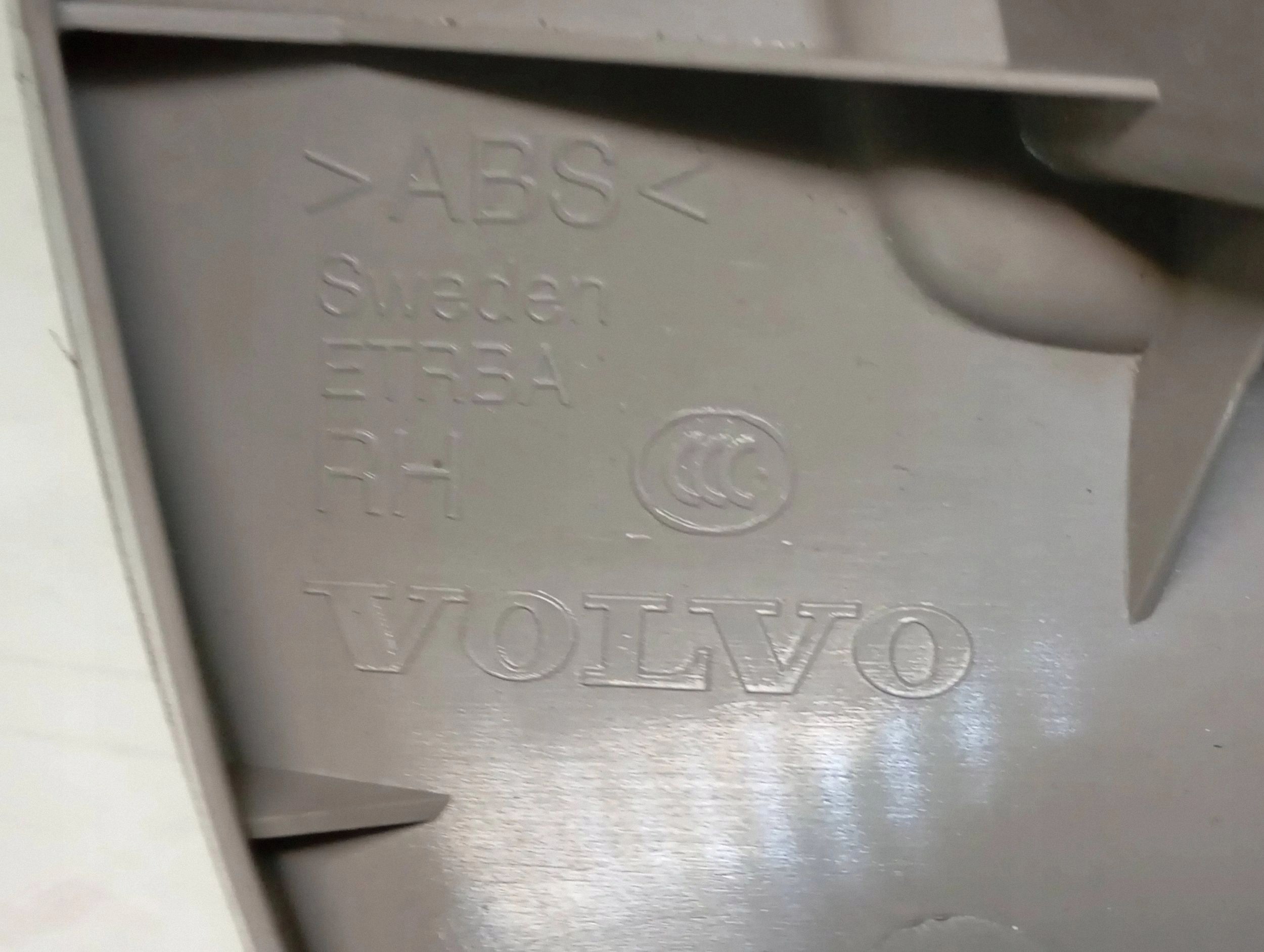 2013 Volvo V70 Montant C FRC92646 image 6