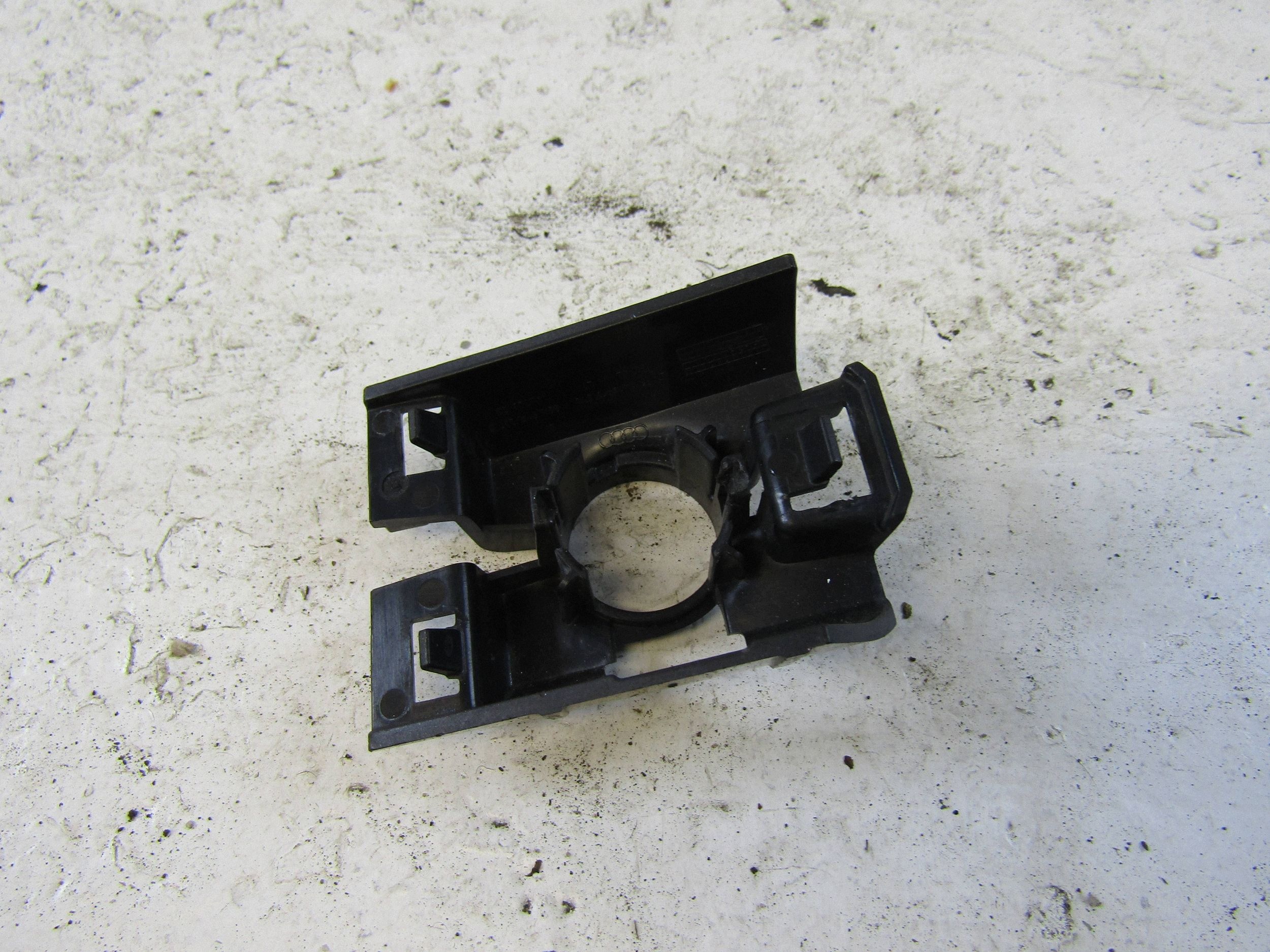 Support capteur de stationnement Audi Q3 83A919267B image 4