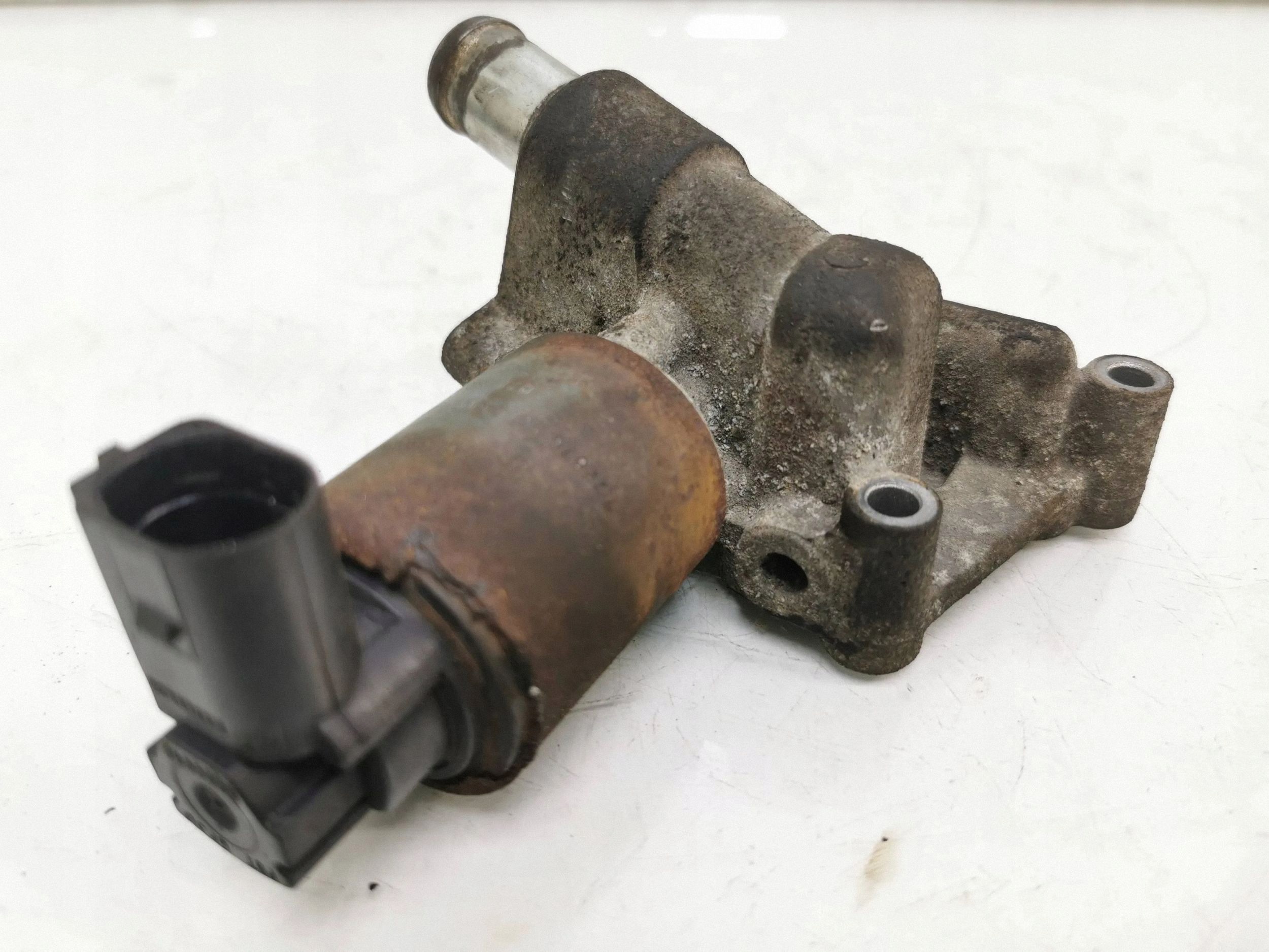 Opel Corsa D EGR-venttiili 722875