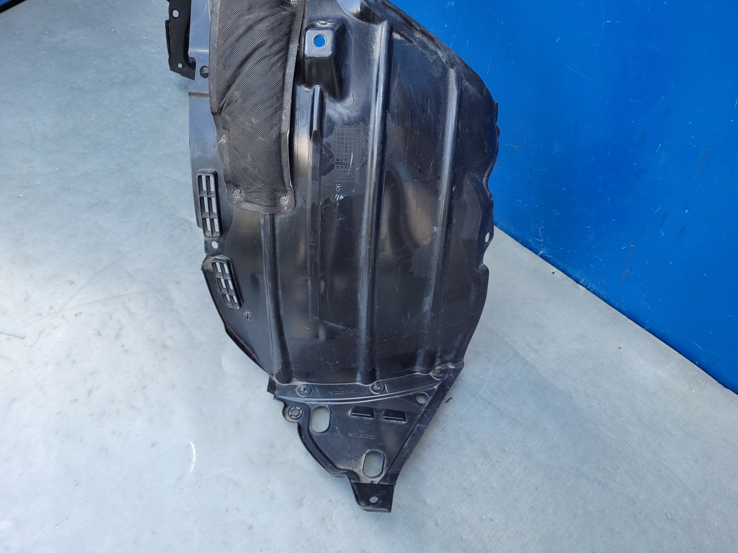 Honda CR-V 5 (18-22) Front Right Fender OEM 74101-TNYY-G000