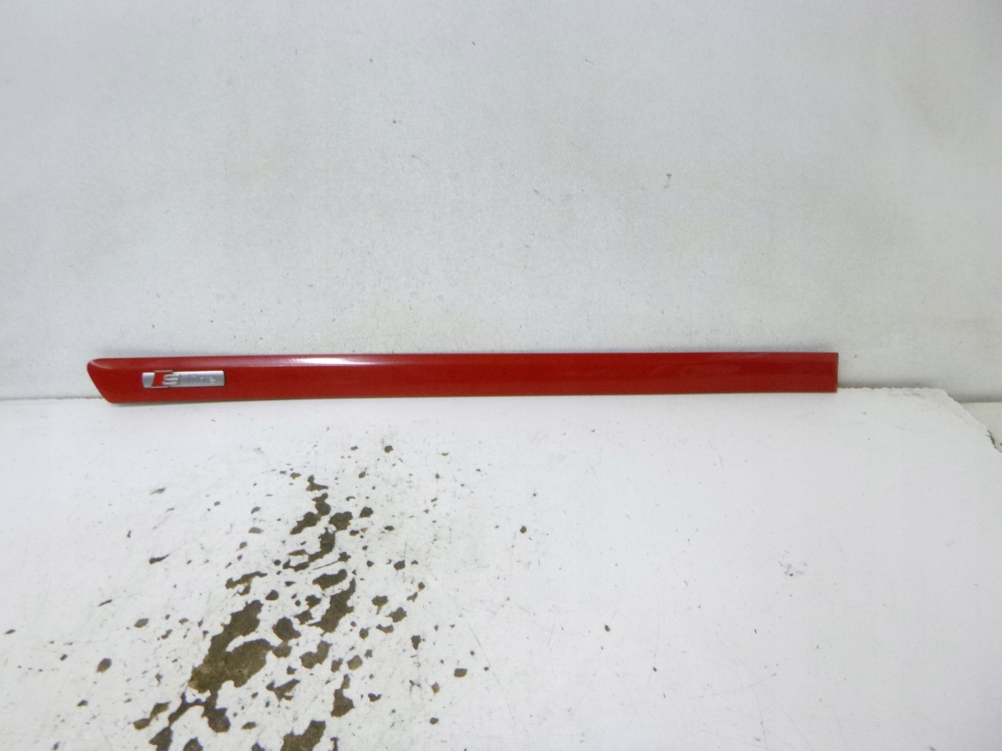 Audi A4 B7 S Line Liste Porte AR Droit 8E0853964 image 2