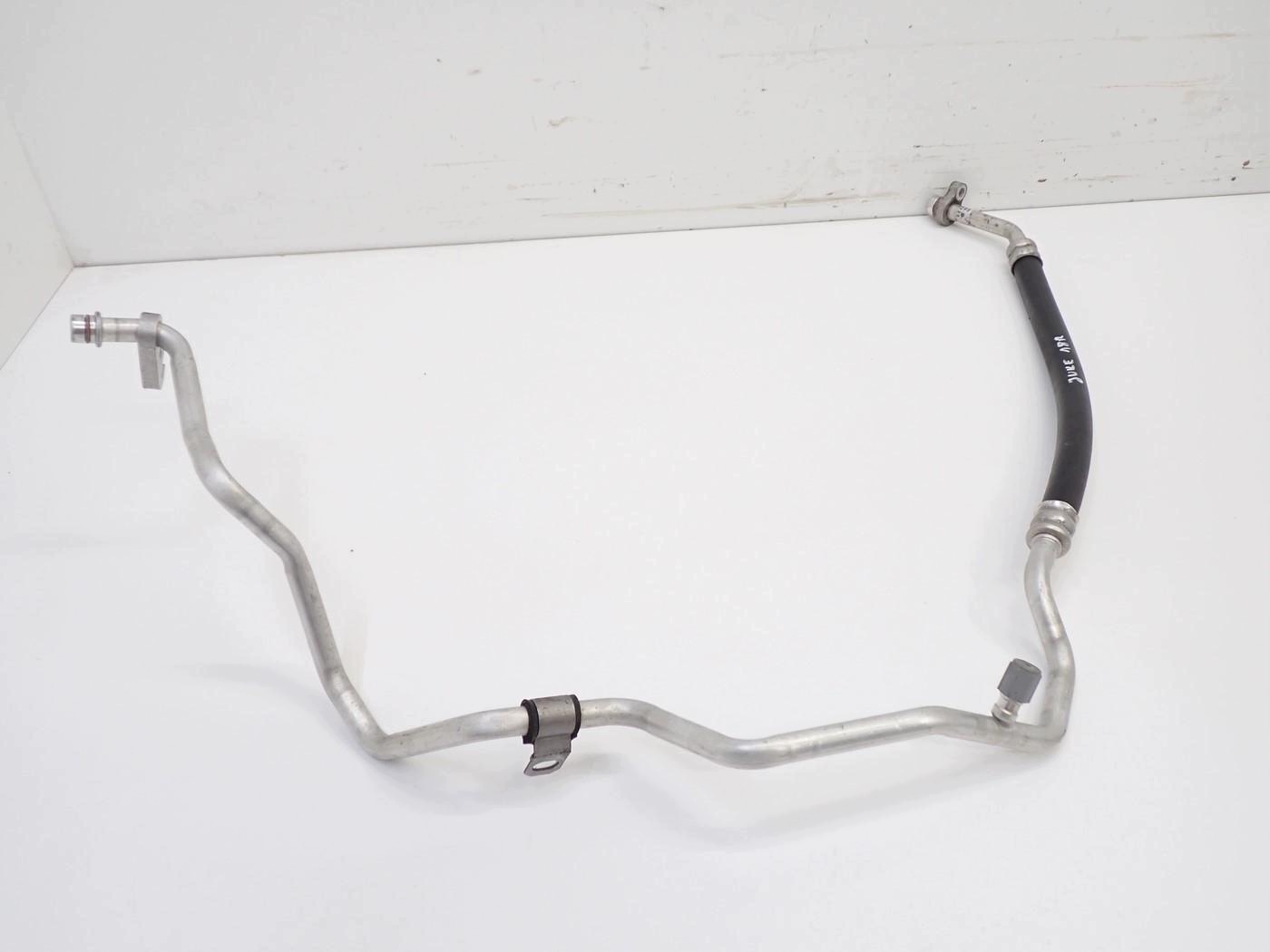 Ilmastointiputki Nissan Juke F15 1.6i HR16