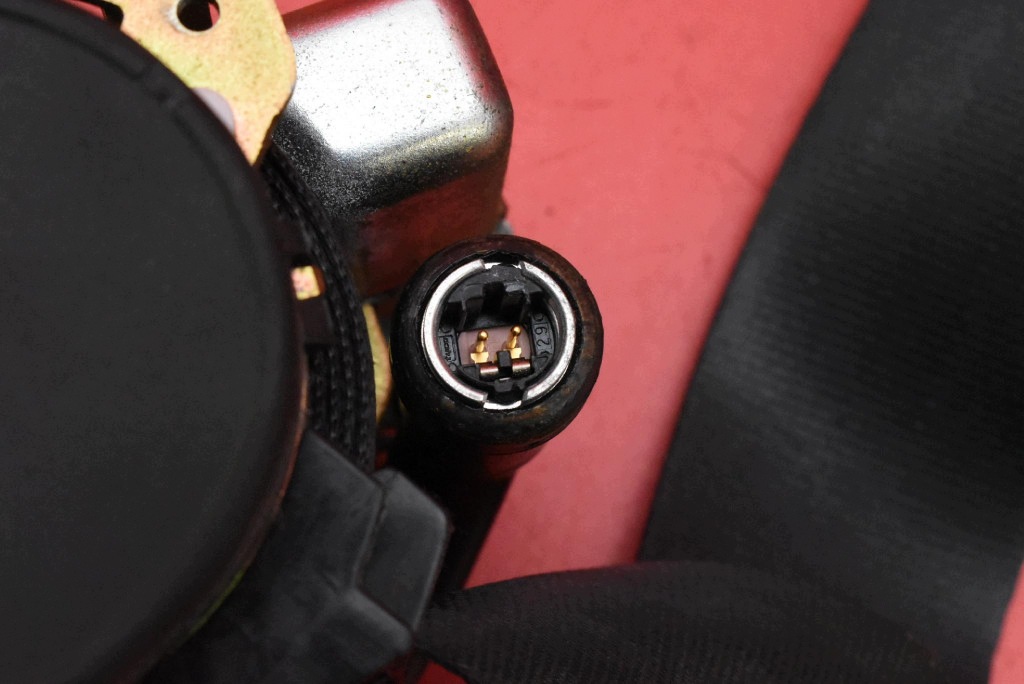 Säkerhetsbälte höger fram med sträckare Peugeot 207 image 6