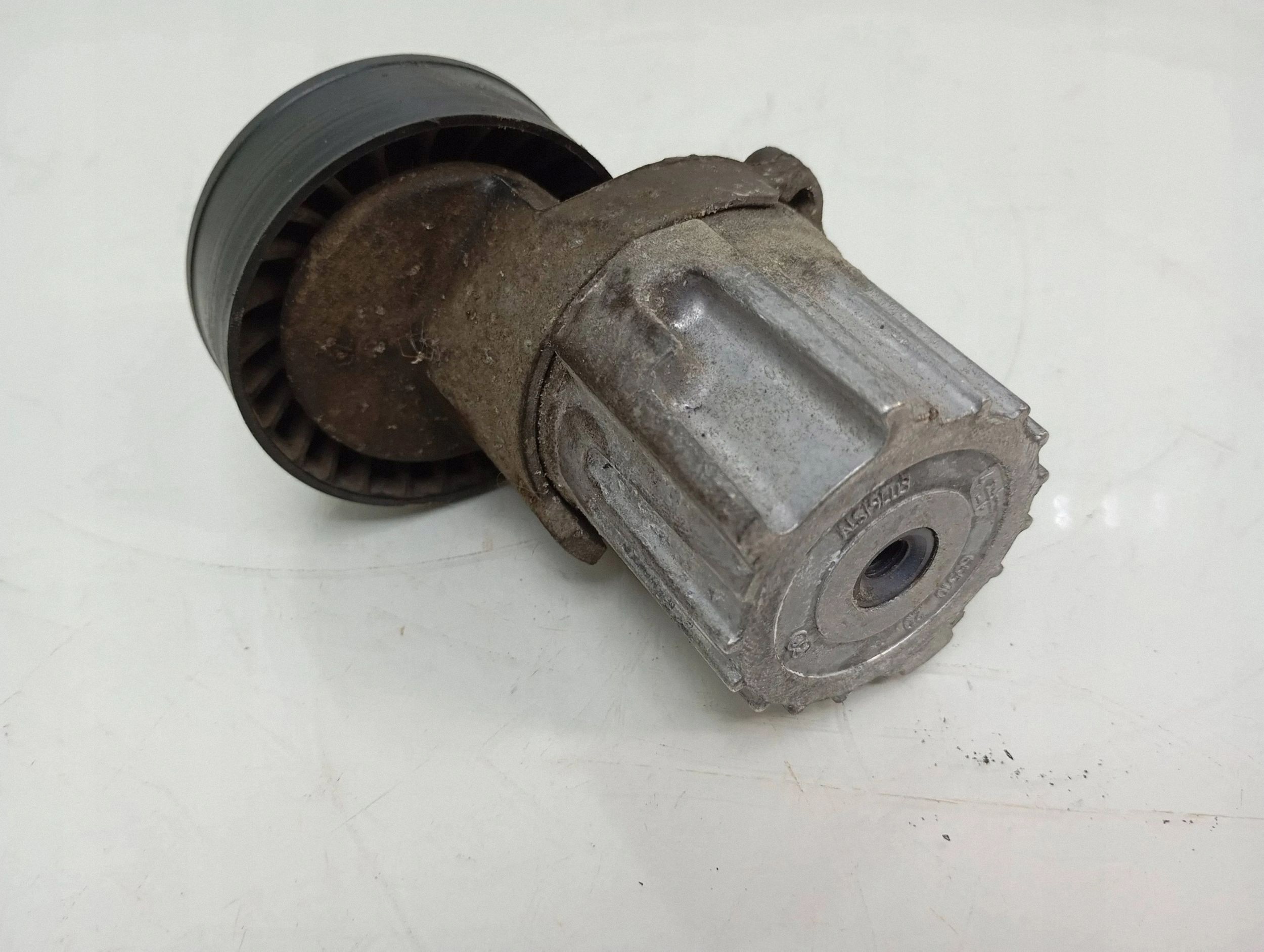 Spannrolle Lichtmaschinenriemen VW Passat B7 038903315AJ