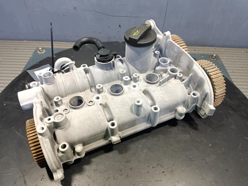Culasse Skoda Fabia III 1.0 MPI 04C103479A image 3