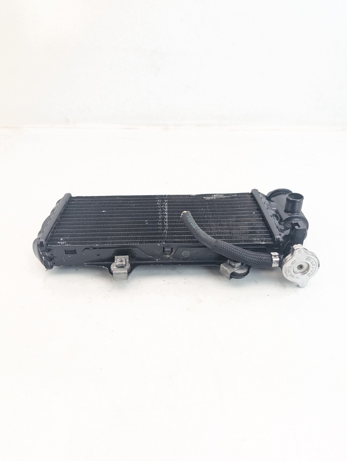 BMW F650 GS Radiateur d'eau OEM 20260803123442 image 3