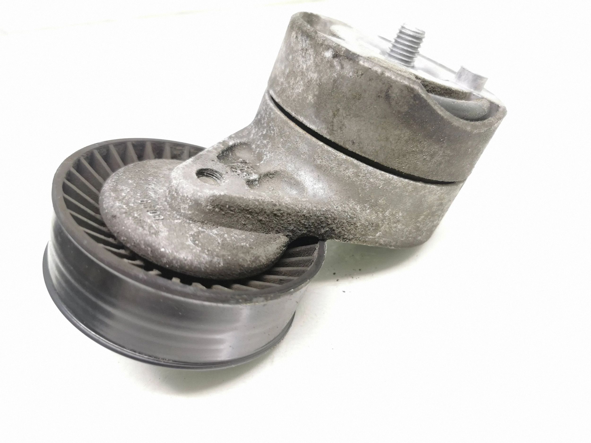 Audi A6 S6 C6 4F Spanrol alternator 06e903133b image 3