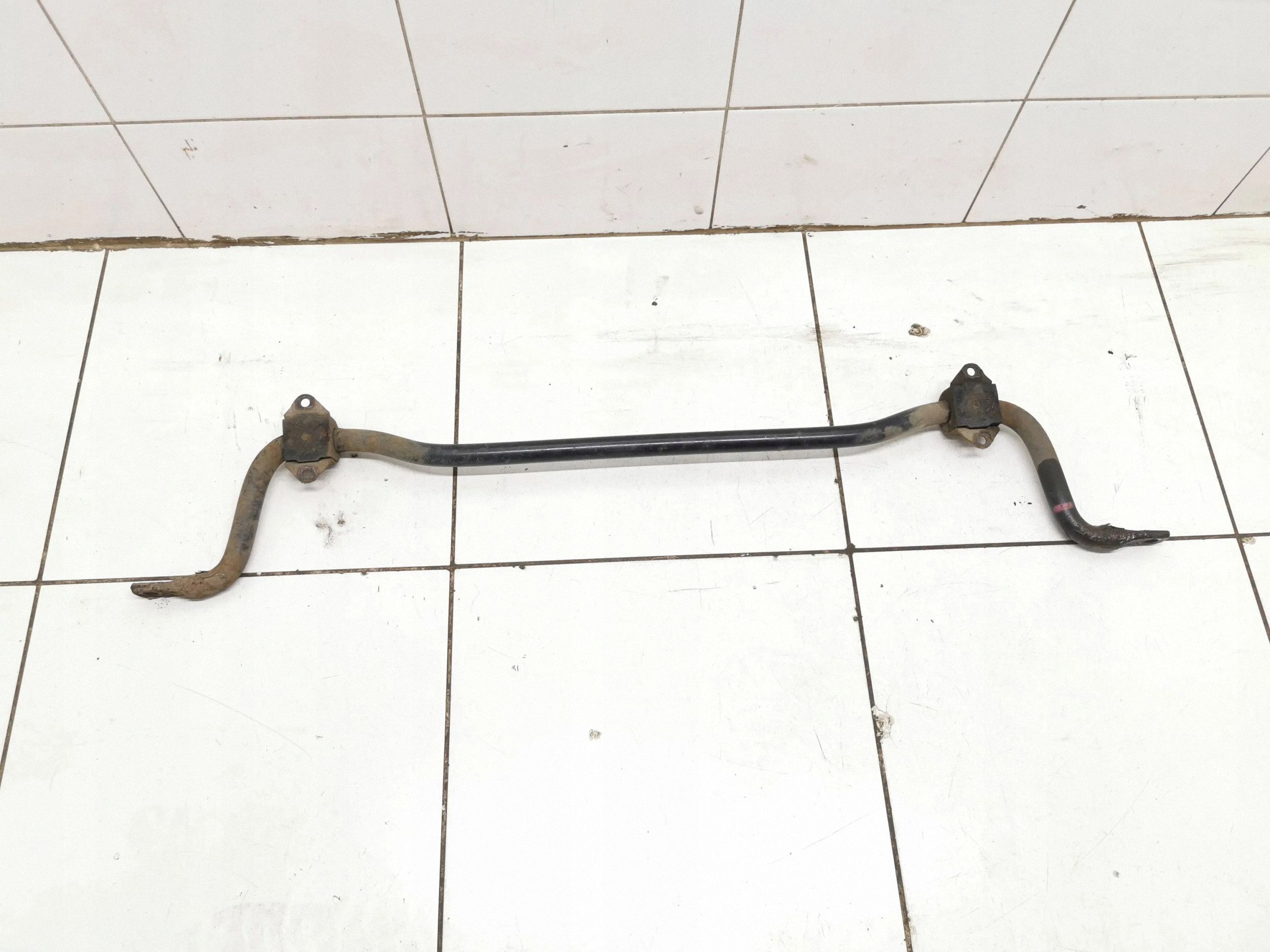 2004 BMW X5 E53 Rear Stabilizer Bar OEM FRC94128