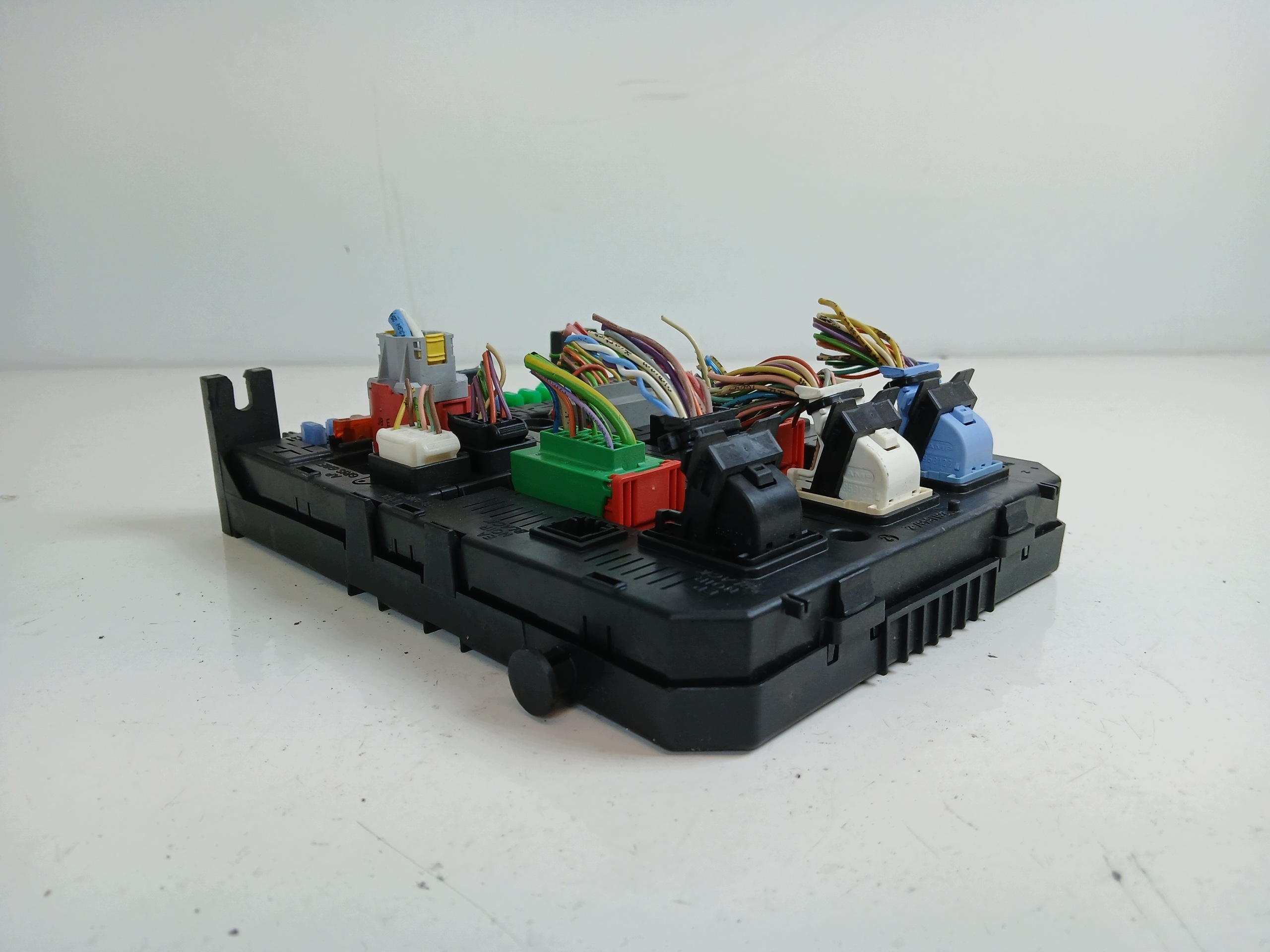 Peugeot 308 Zekeringkast Module BSI 9664059180 image 3