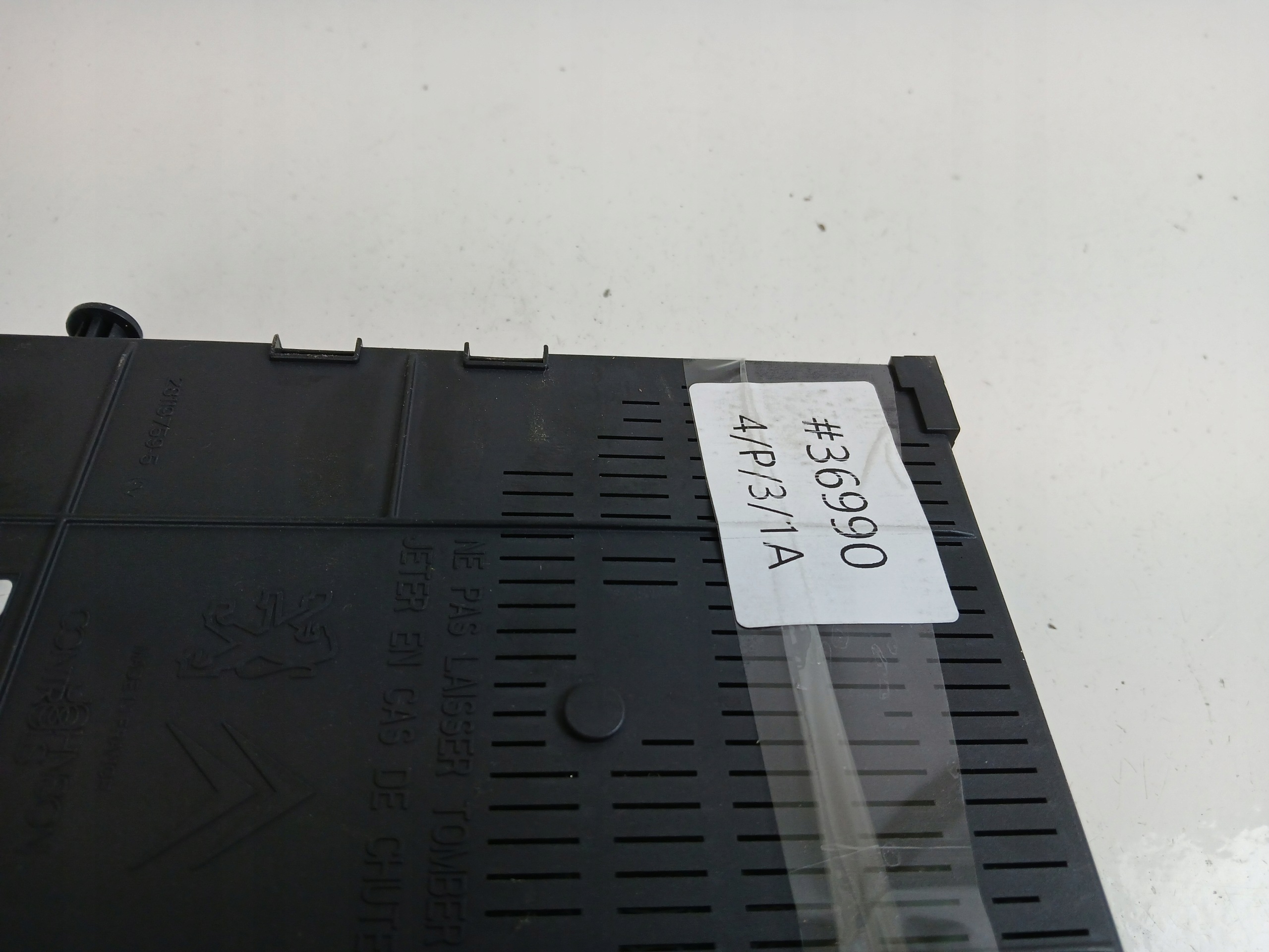 Peugeot 308 Zekeringkast Module BSI 9664059180 image 6