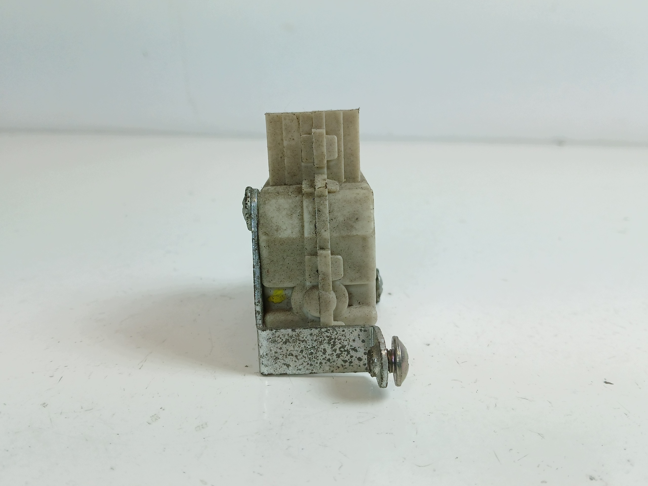 VW Fox Slotactuator Centraal Slot 5Z0959775F image 4