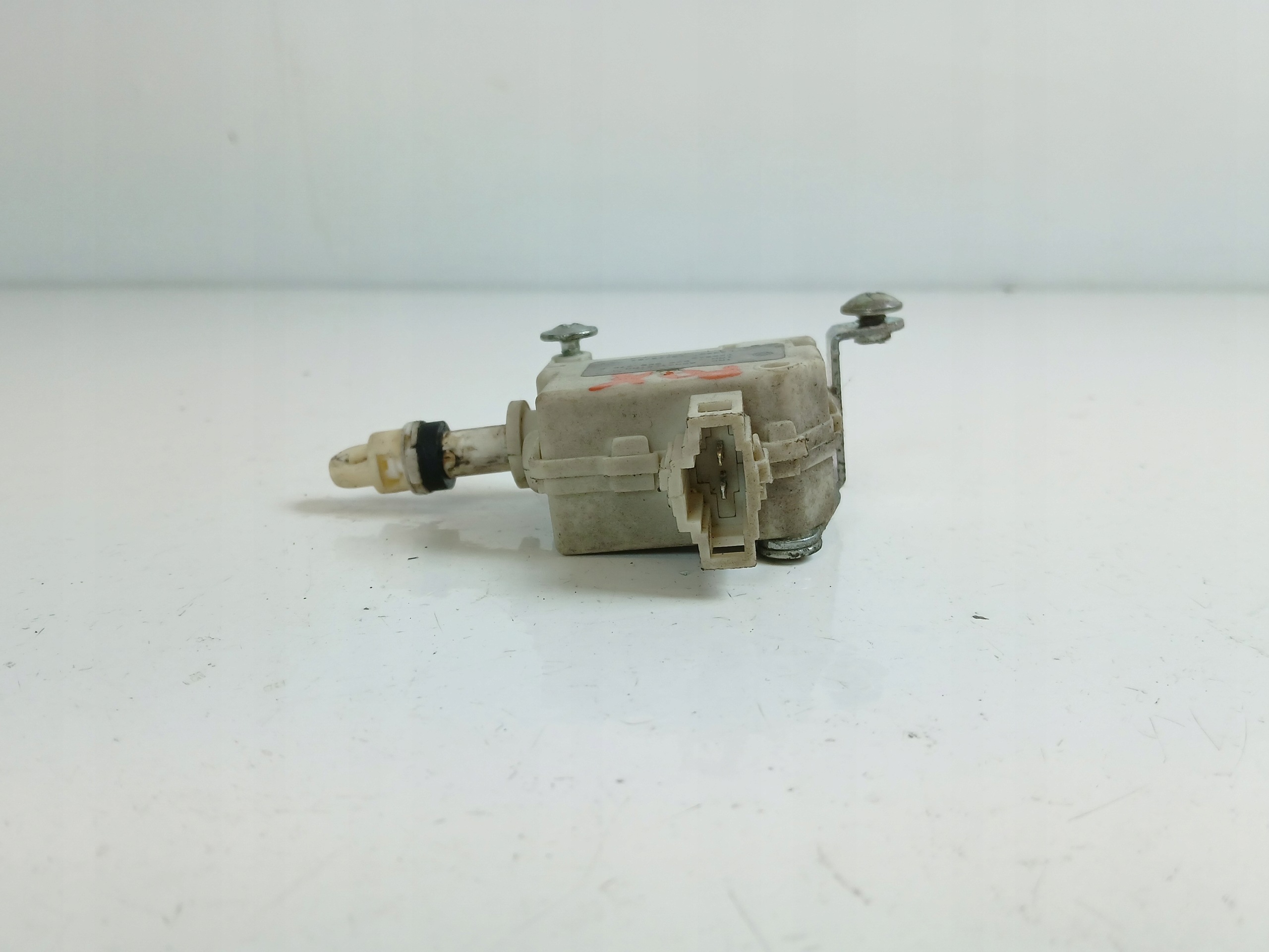 VW Fox Slotactuator Centraal Slot 5Z0959775F image 6