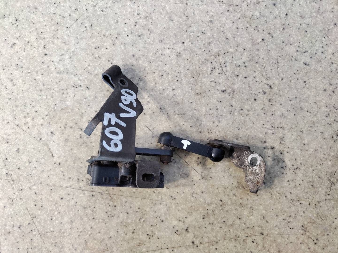 Sensor de nivelación luces xenón Volvo V90 OEM 3147675904A image 2
