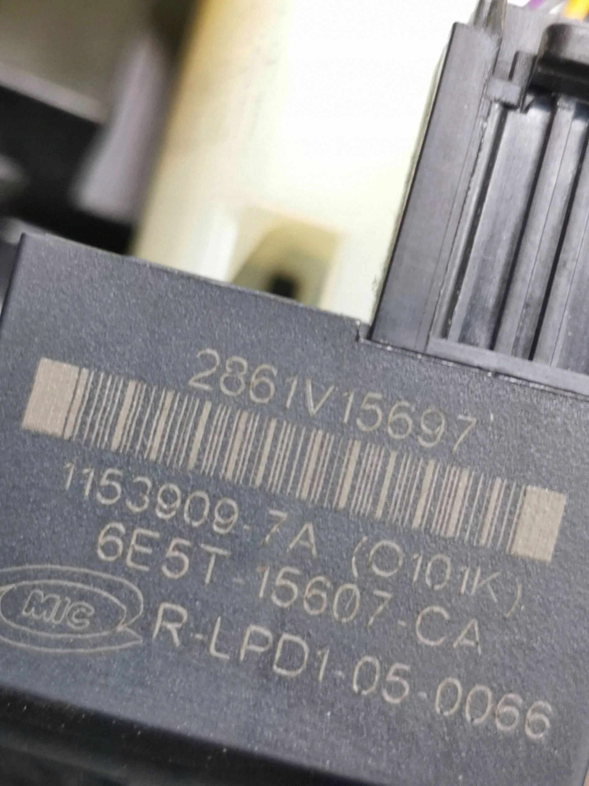 2011 Ford Focus Steering Angle Sensor BV6T13N064AF image 8