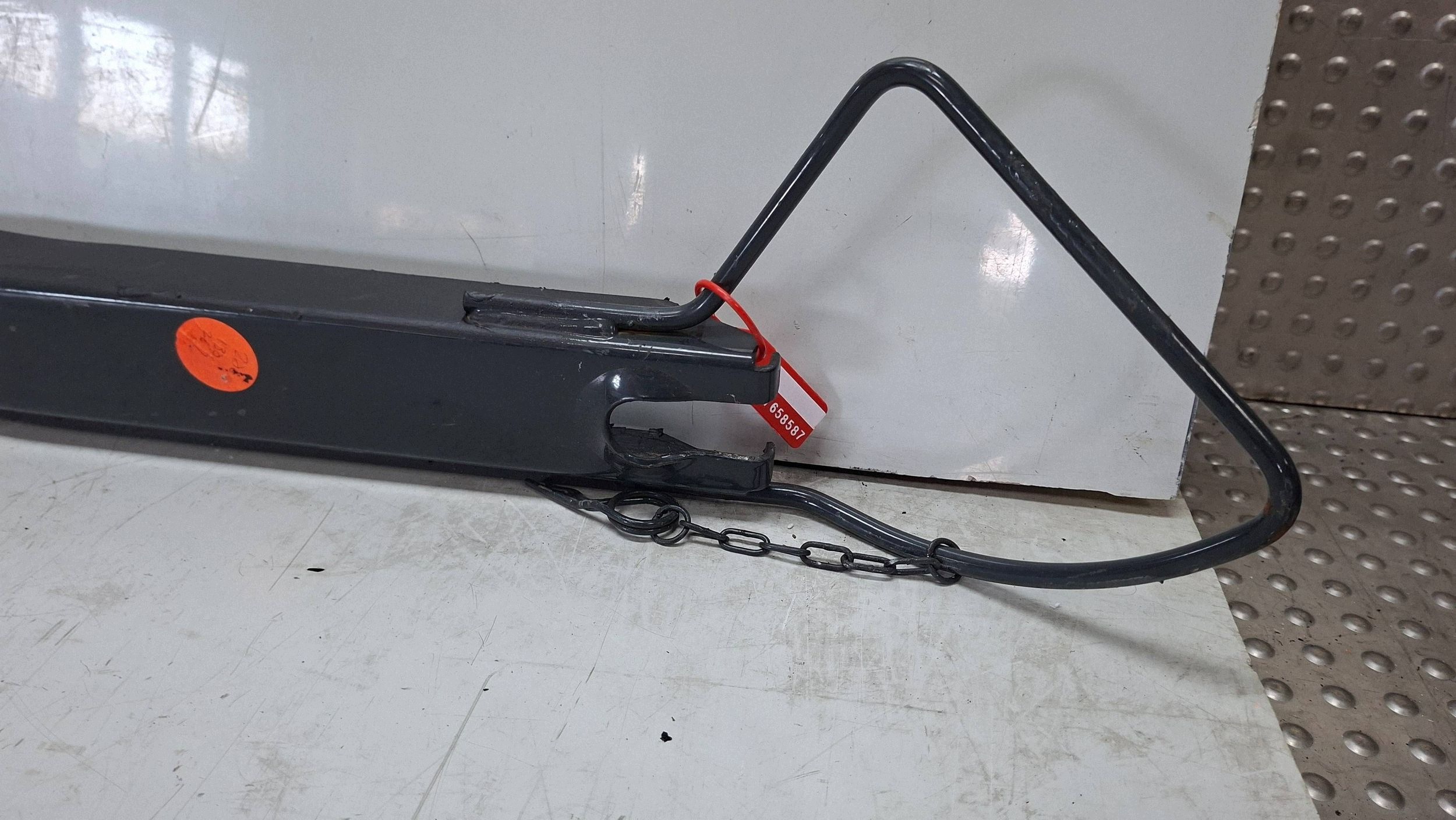 Support roue de secours 135 cm Iveco Daily IV 2014- image 3