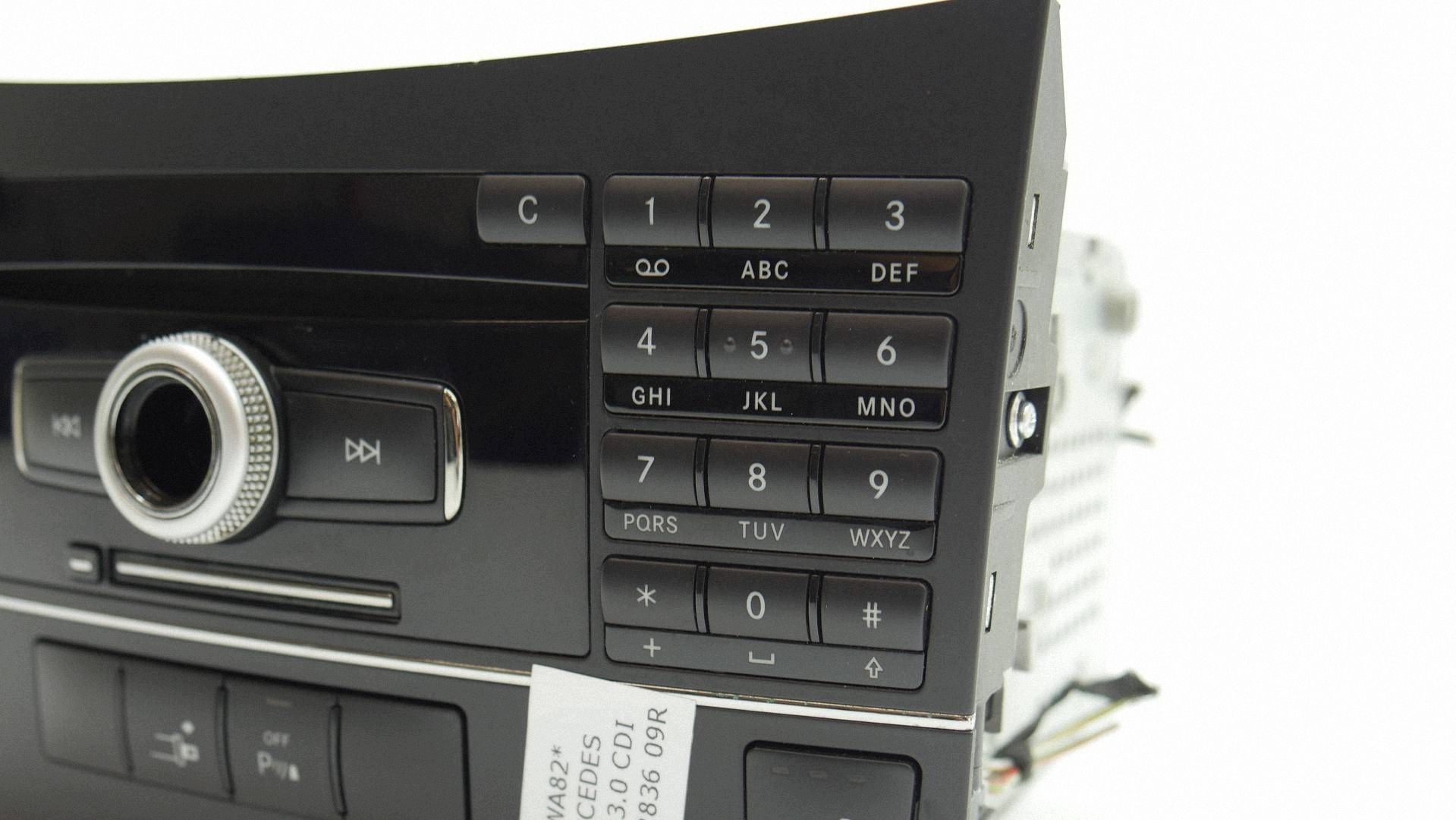 Radio Navigation Mercedes E W212 A2129063001 image 3