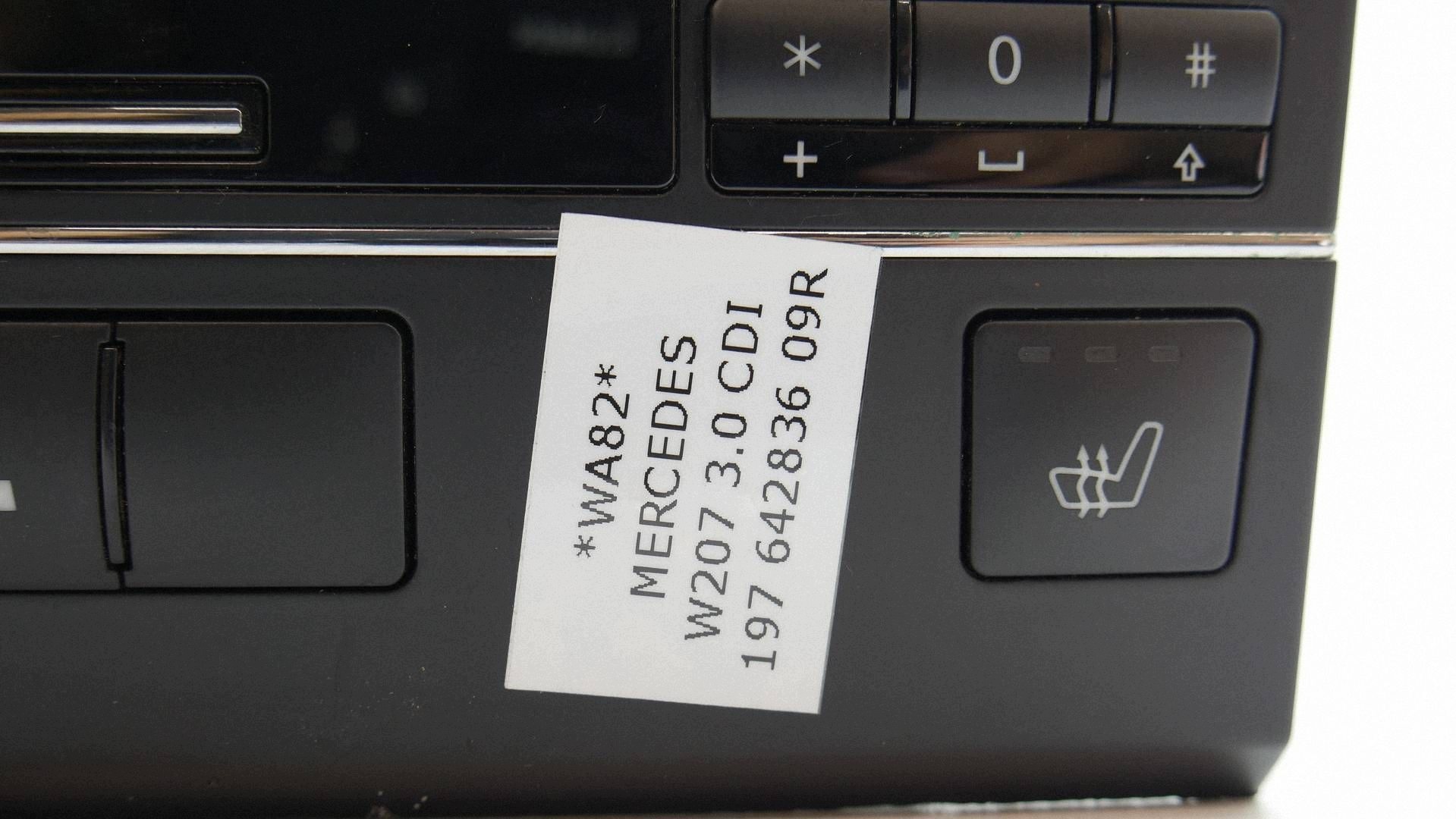 Radio Navigation Mercedes E W212 A2129063001 image 10