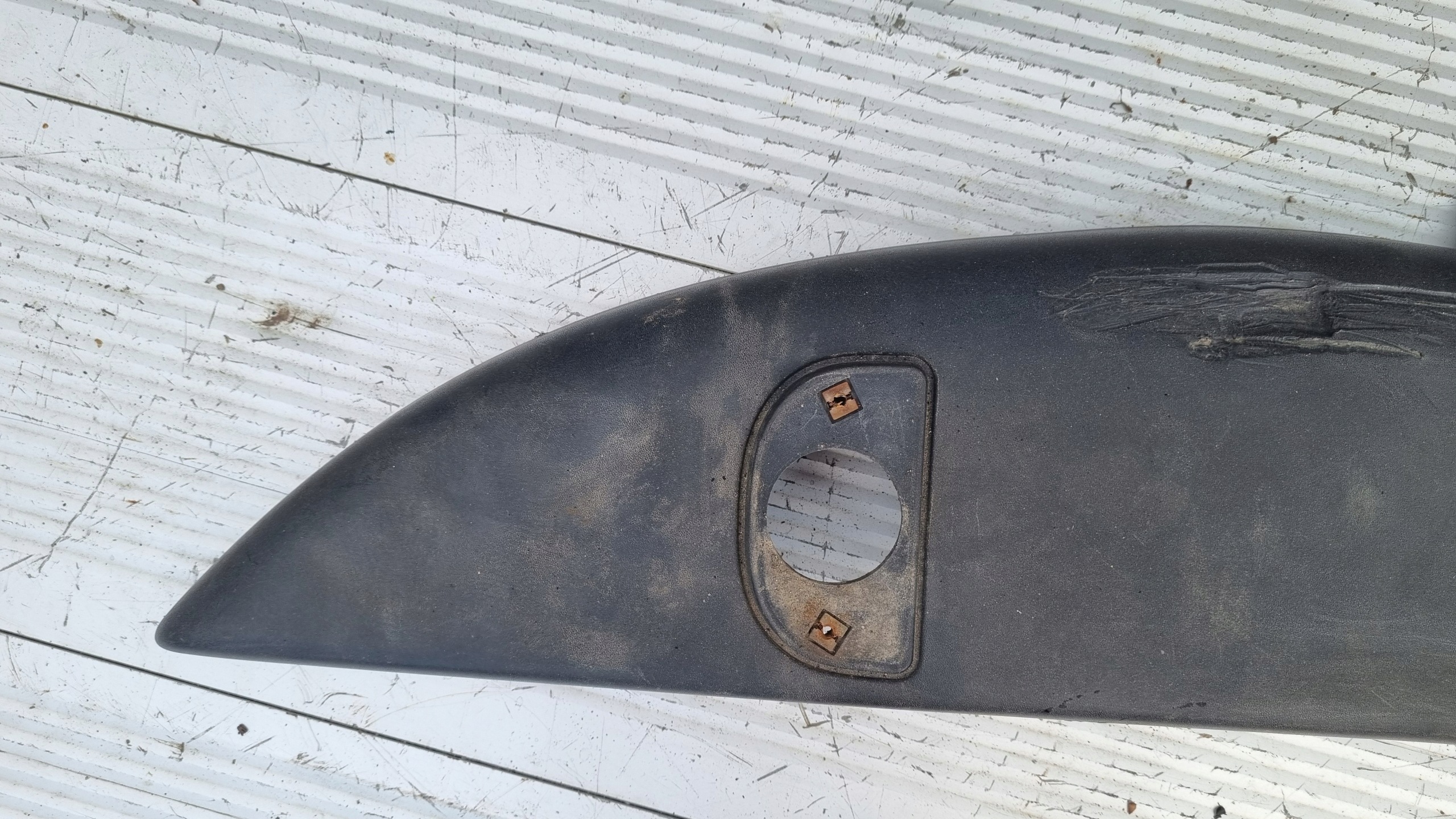 Renault Mascott Leiste links vorne 8200215116