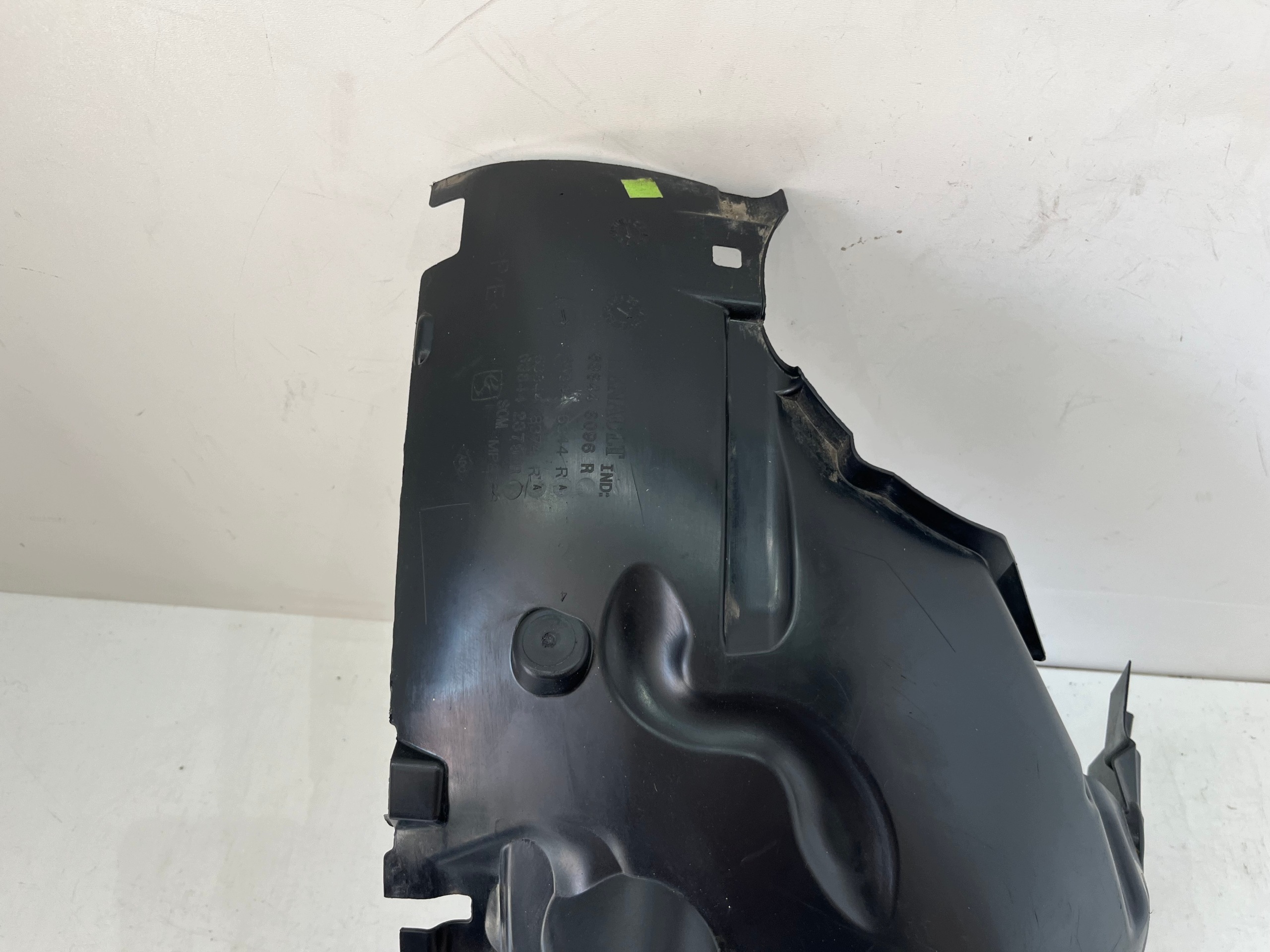 Dacia Sandero III Front Wing Right 638448R