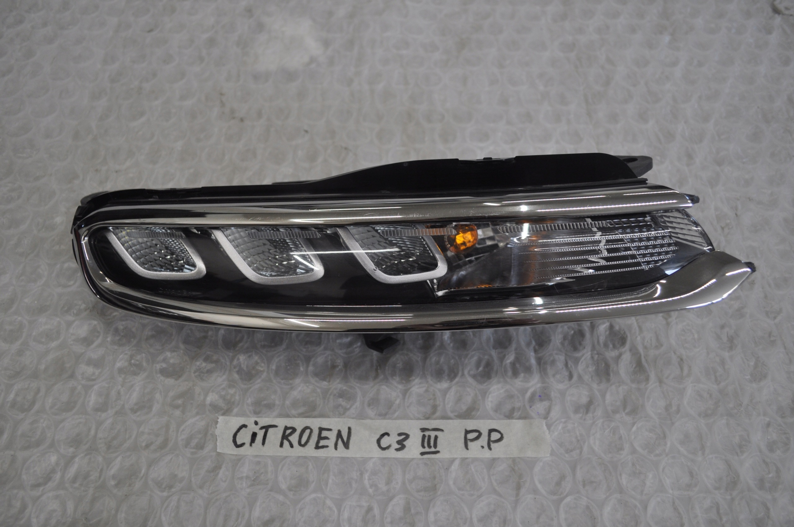 Citroën C3 III LED DRL höger 9823312980-00 image 2