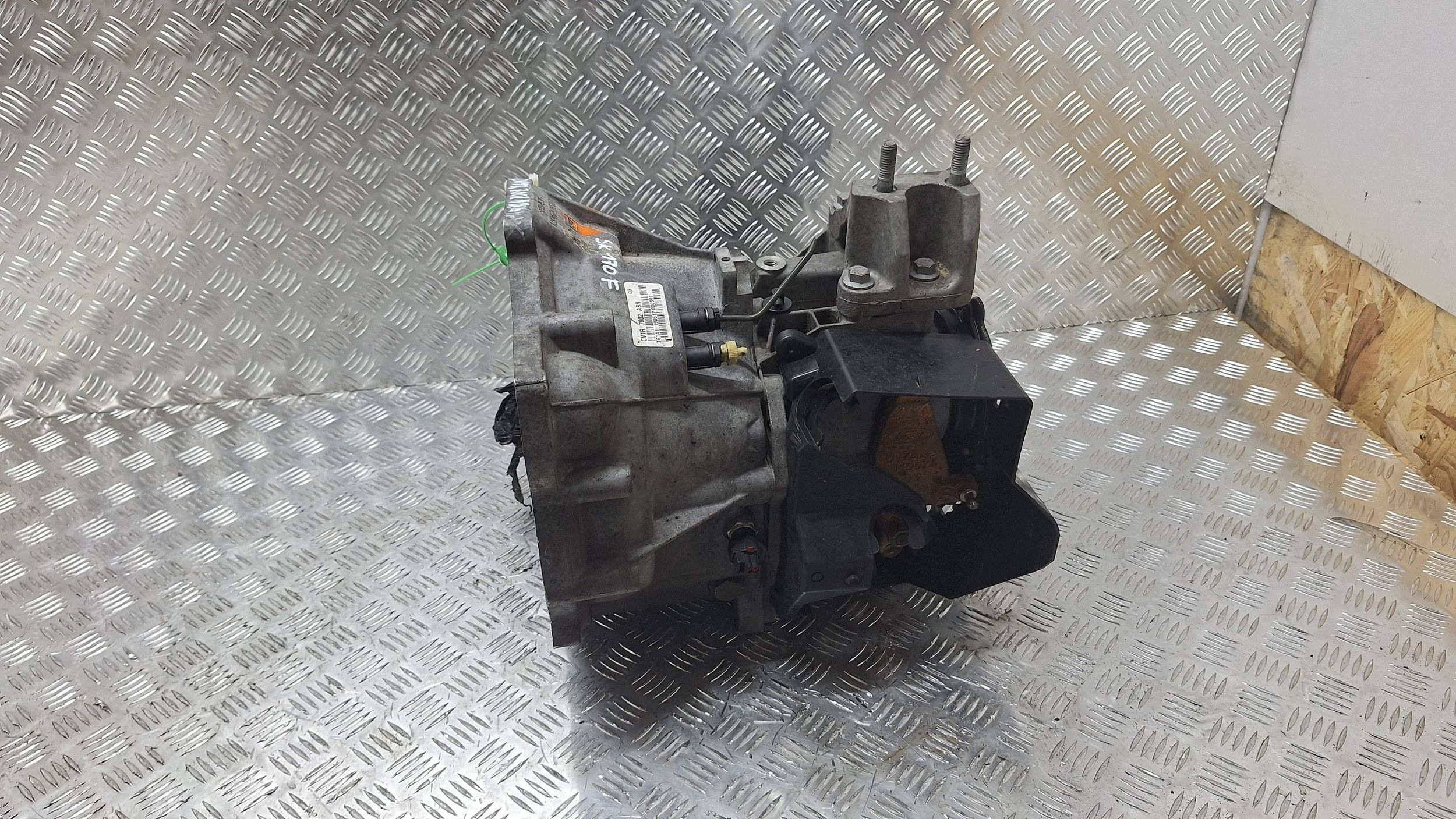 Vaihteisto CV1R-7002-ABH Ford Fiesta B-Max