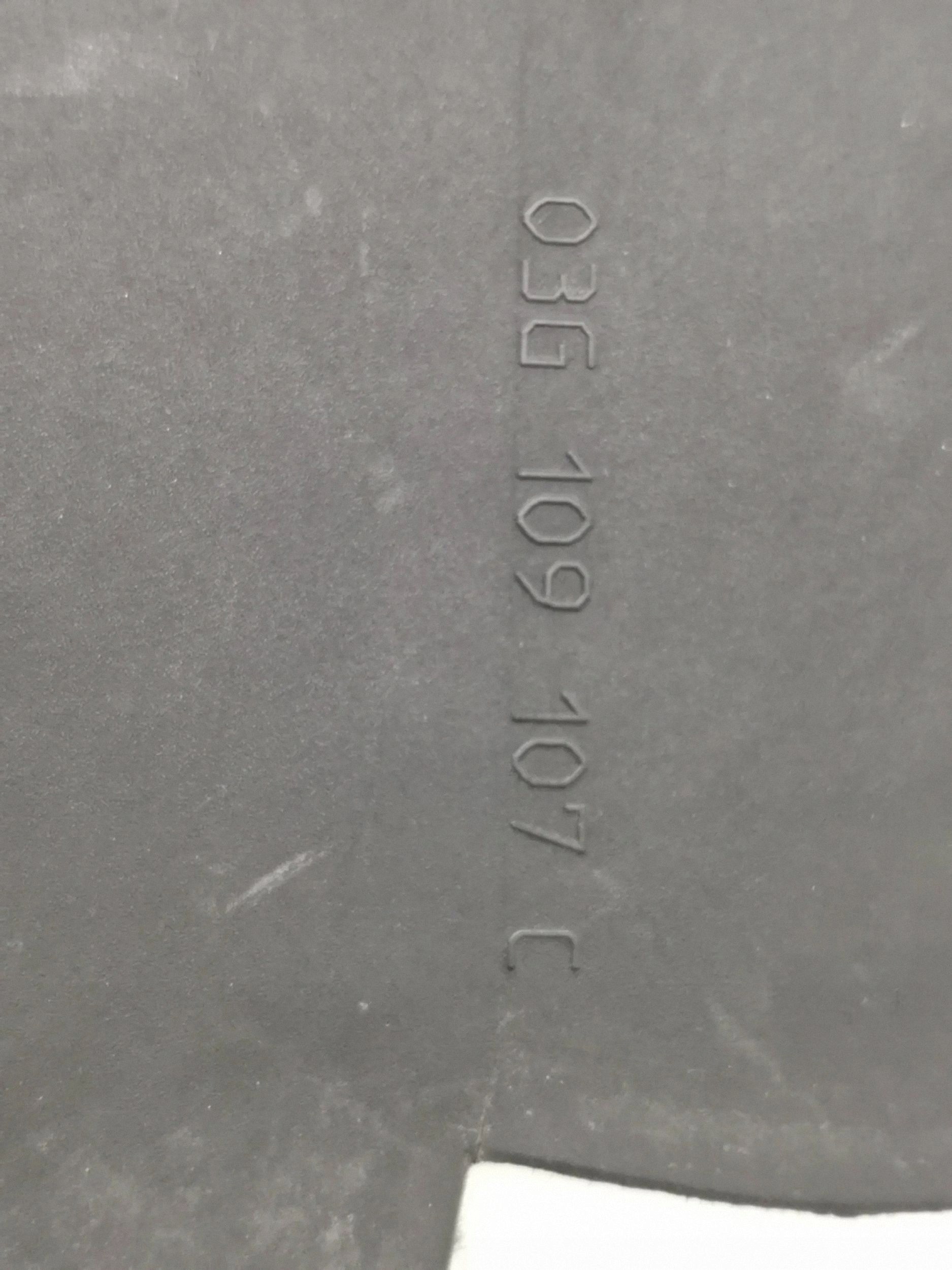 Audi OE 03G109107C Cache carter distribution image 7
