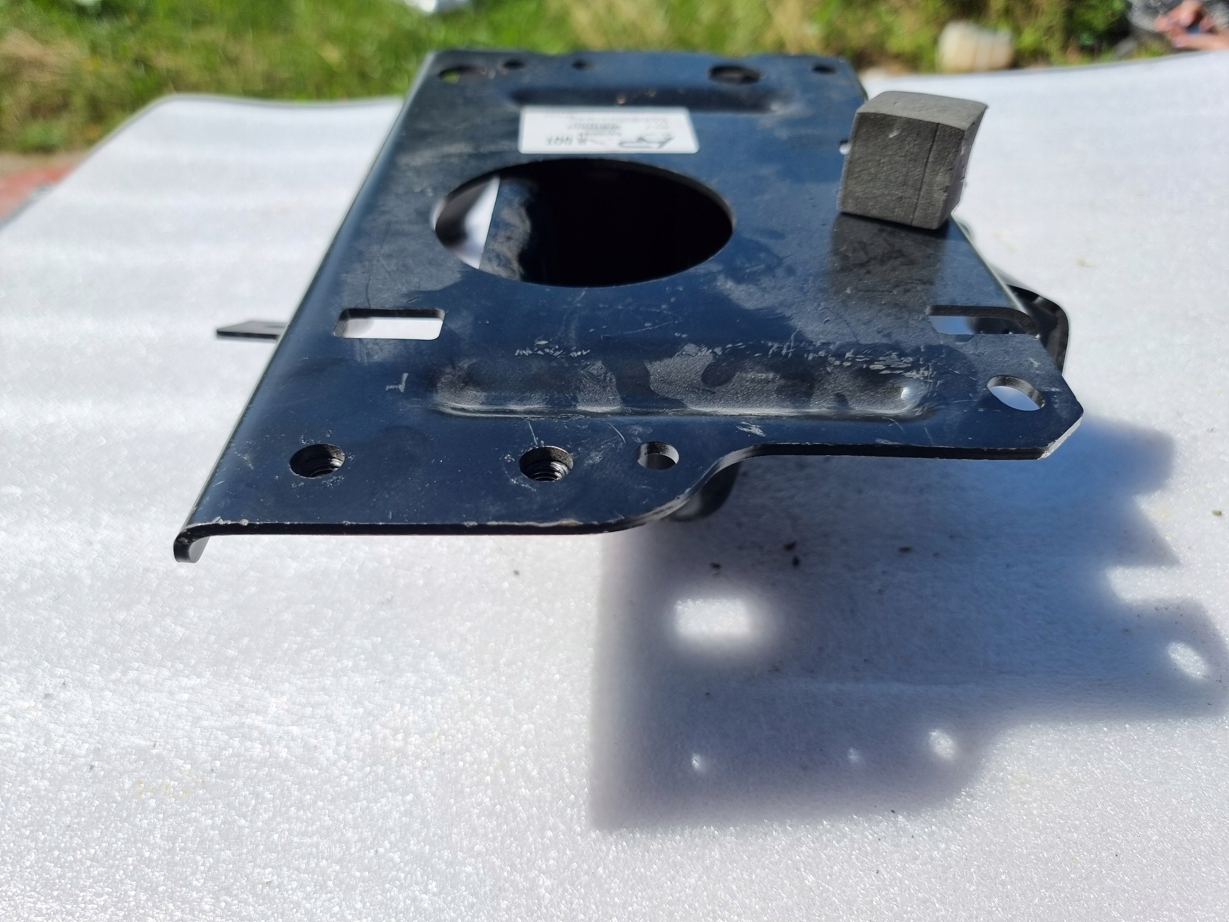Suporte do Para-choque Dianteiro RAM 1500 V OEM CH1065105 image 4
