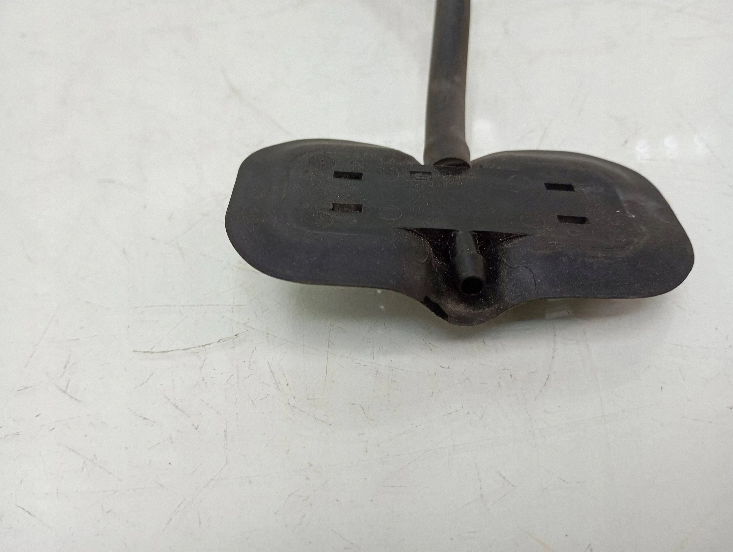 Flexible de lave-glace Peugeot 508 RXH 2011 (FRC95654) image 3
