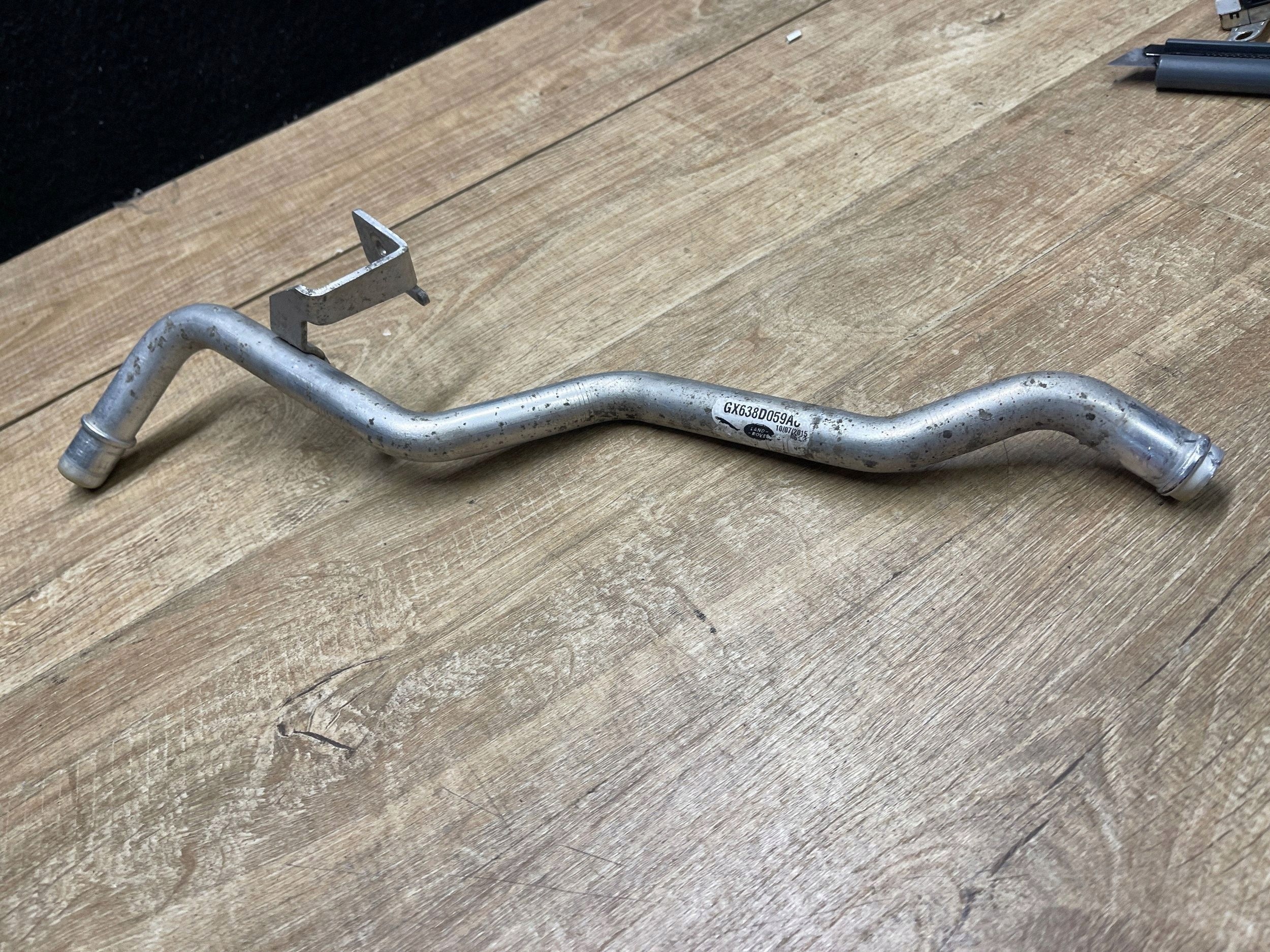 Jaguar XF X260 3.0 V6 D Water Hose GX63-8D059-AC image 2