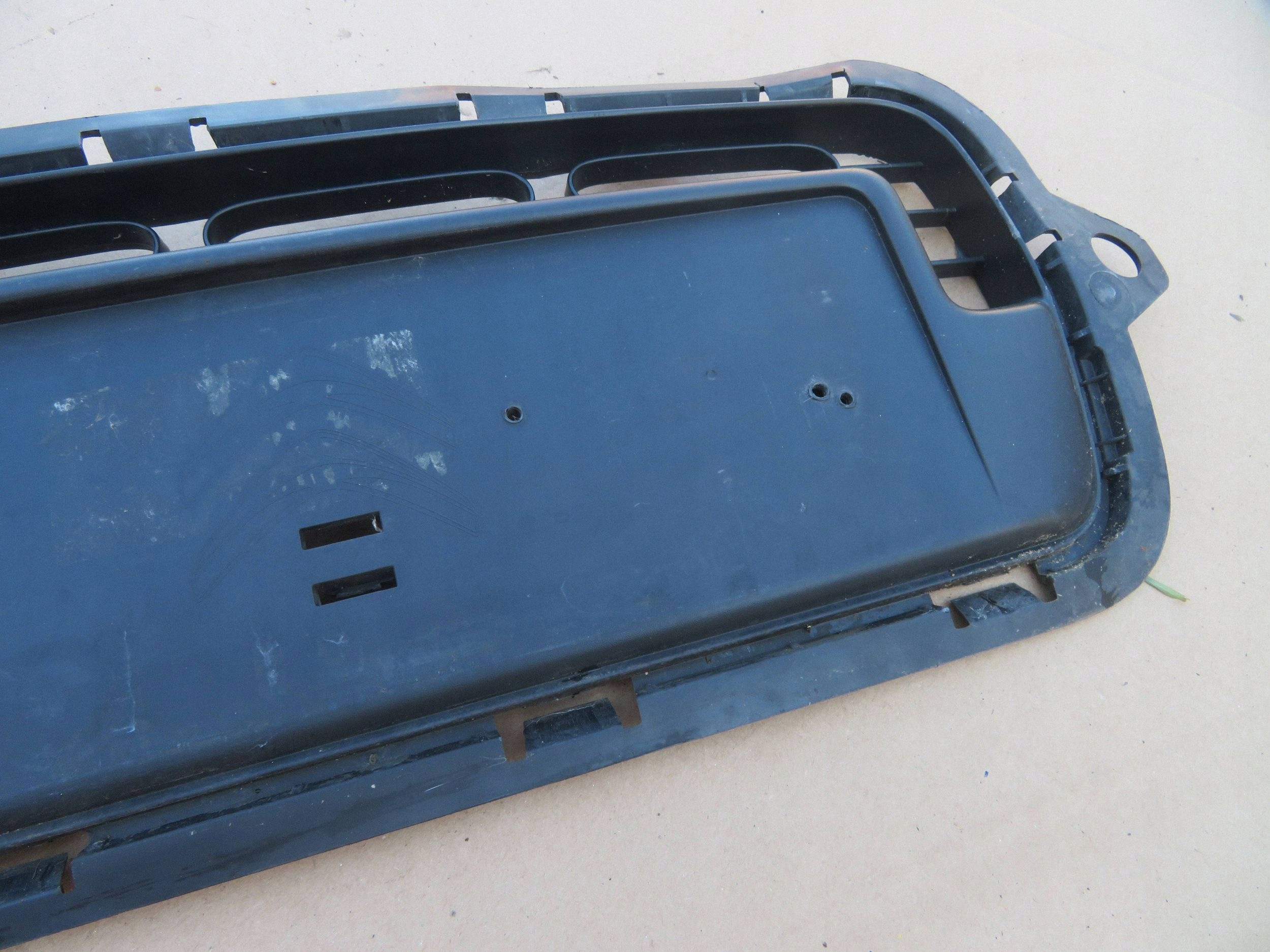 Grille centrale Citroen C4 Cactus 9801740677 image 8
