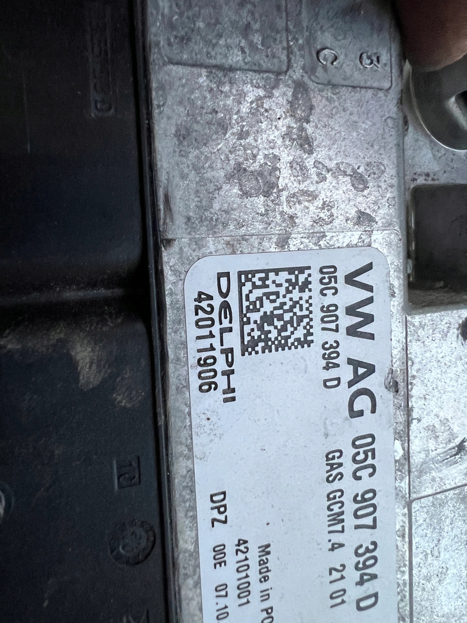 Audi A1 1.0 TSI Engine Computer 05C907394D Used image 3